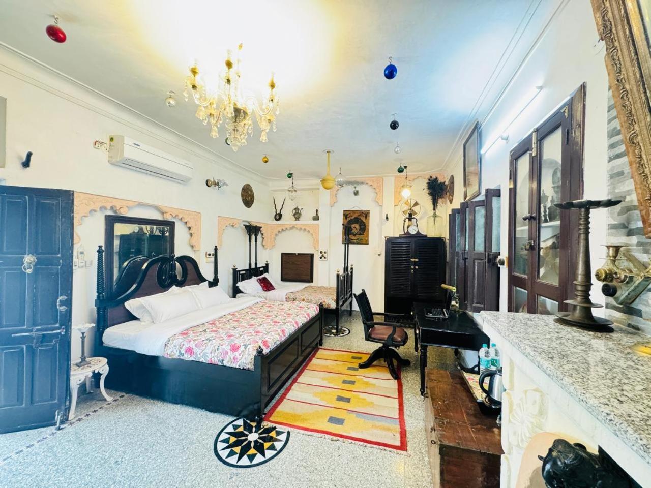 Lasani House Homestay