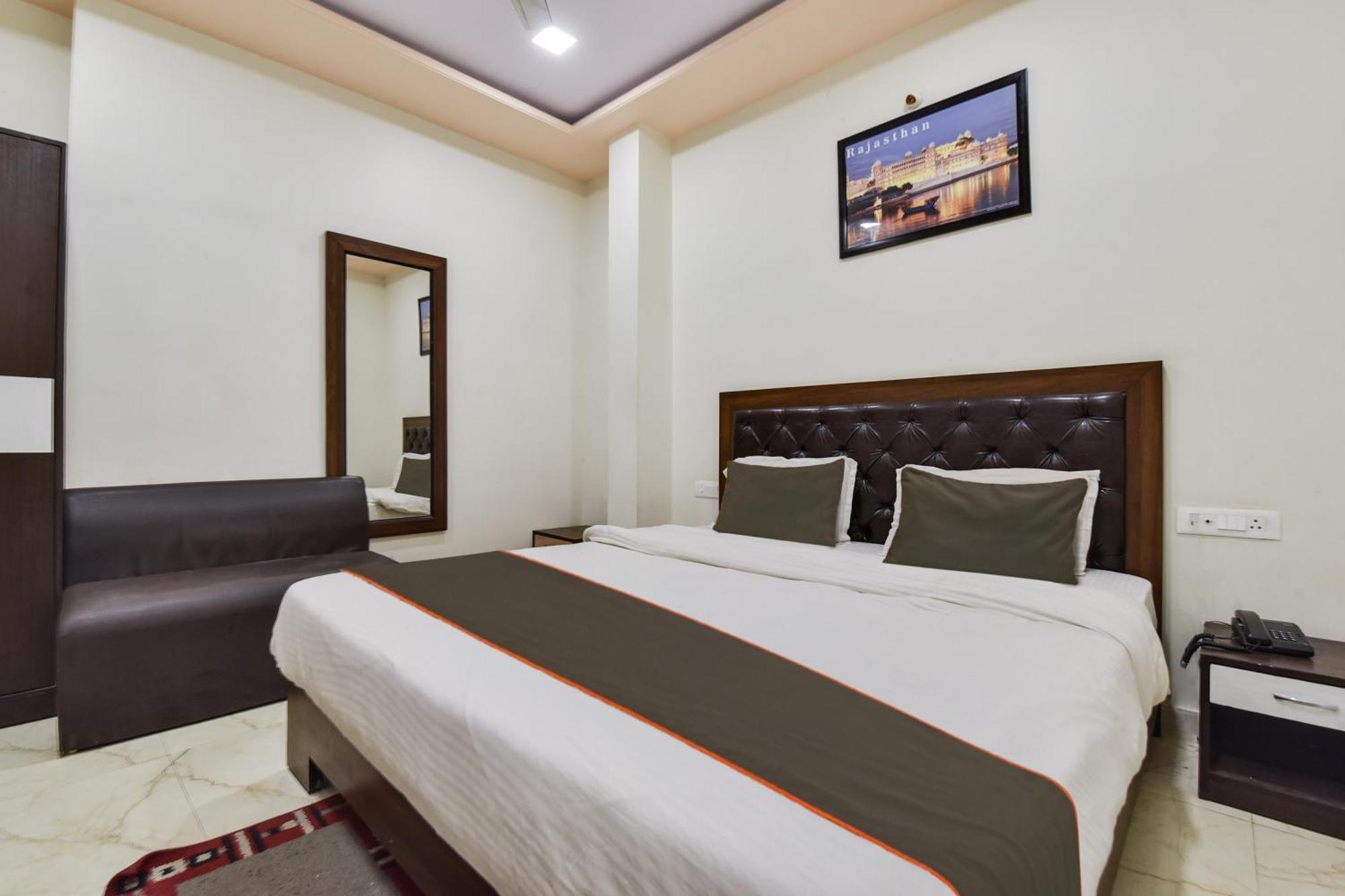 Super O Ratnam Palace Hotel 4*