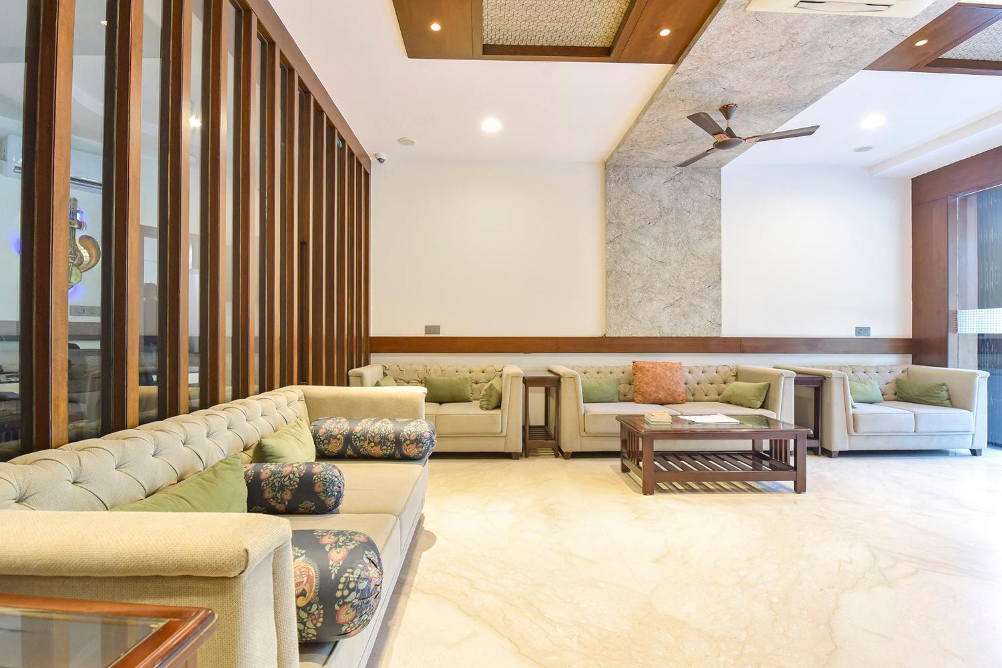 Fabhotel Prime Amantra 3*