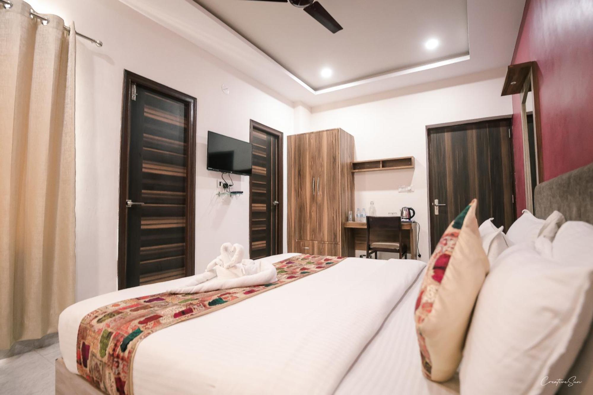 Hotel Paramount