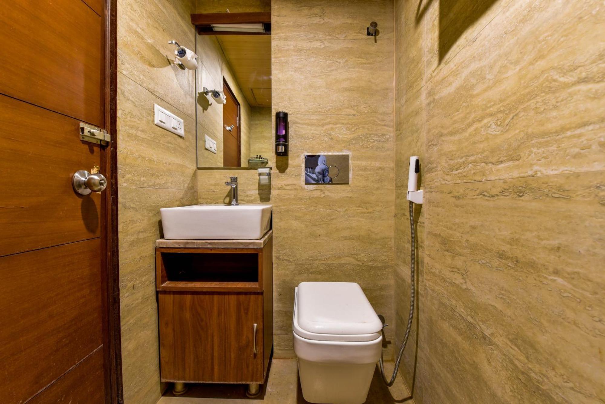 Naivara Boutique Hotel