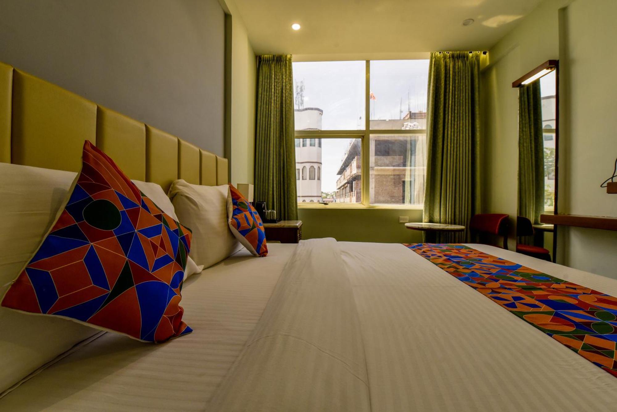 Naivara Boutique 3*