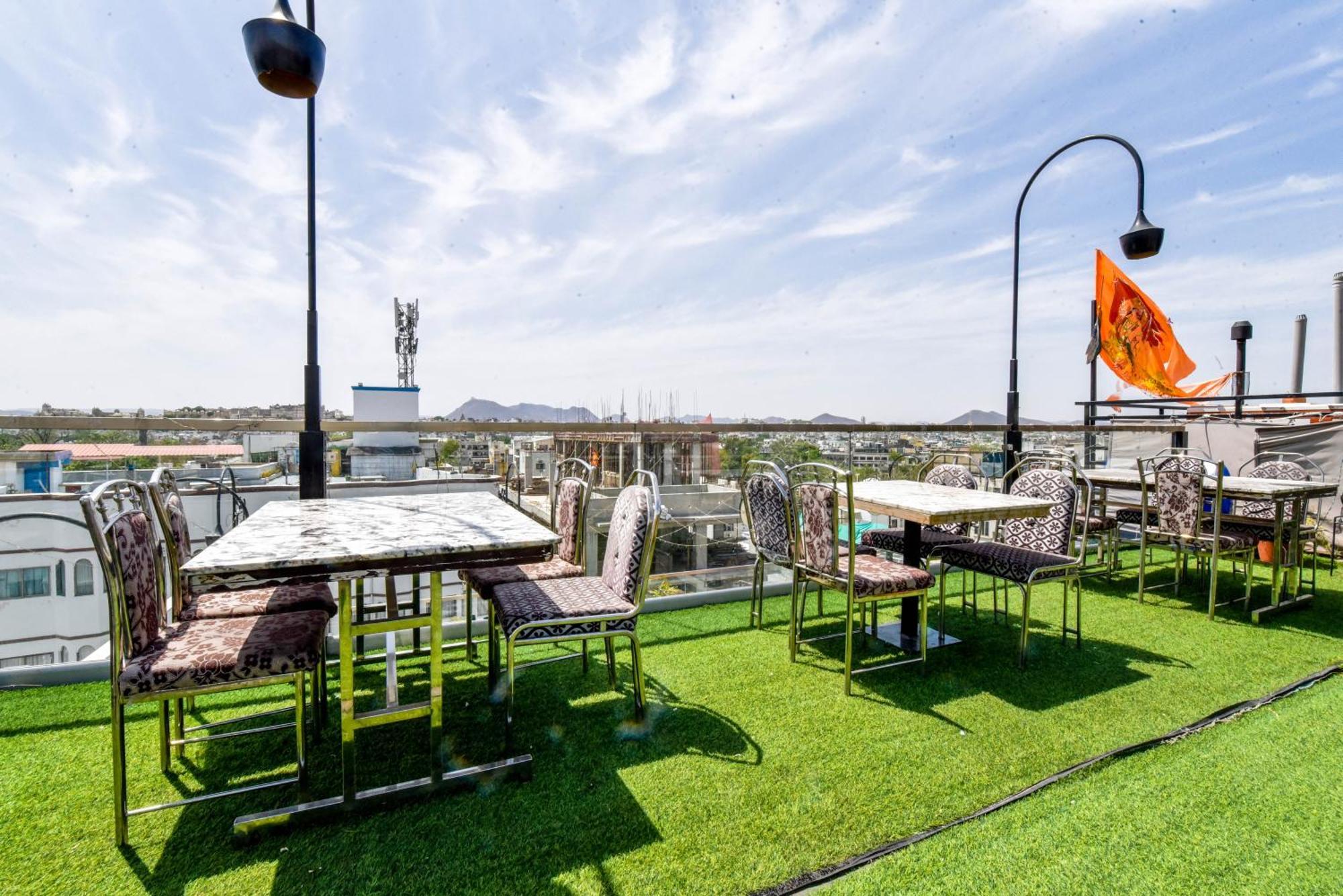 Naivara Boutique Hotel