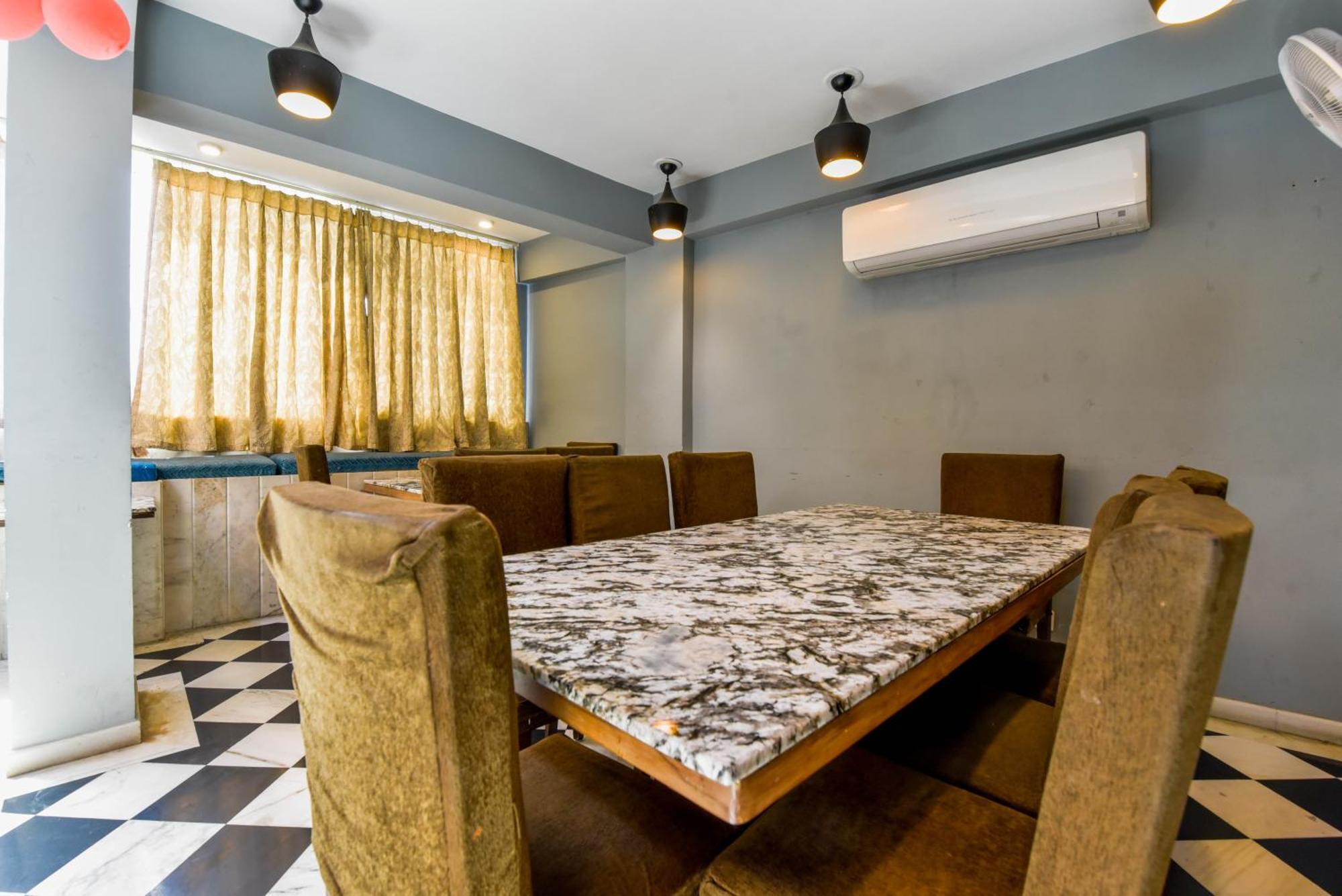 Naivara Boutique Hotel