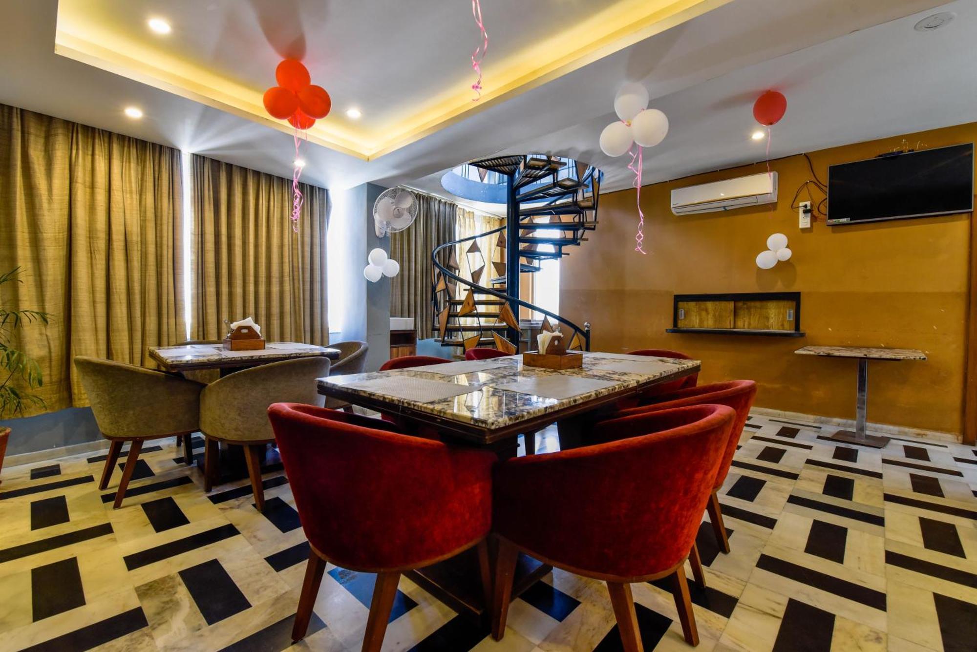 Hotel Naivara Boutique 3*