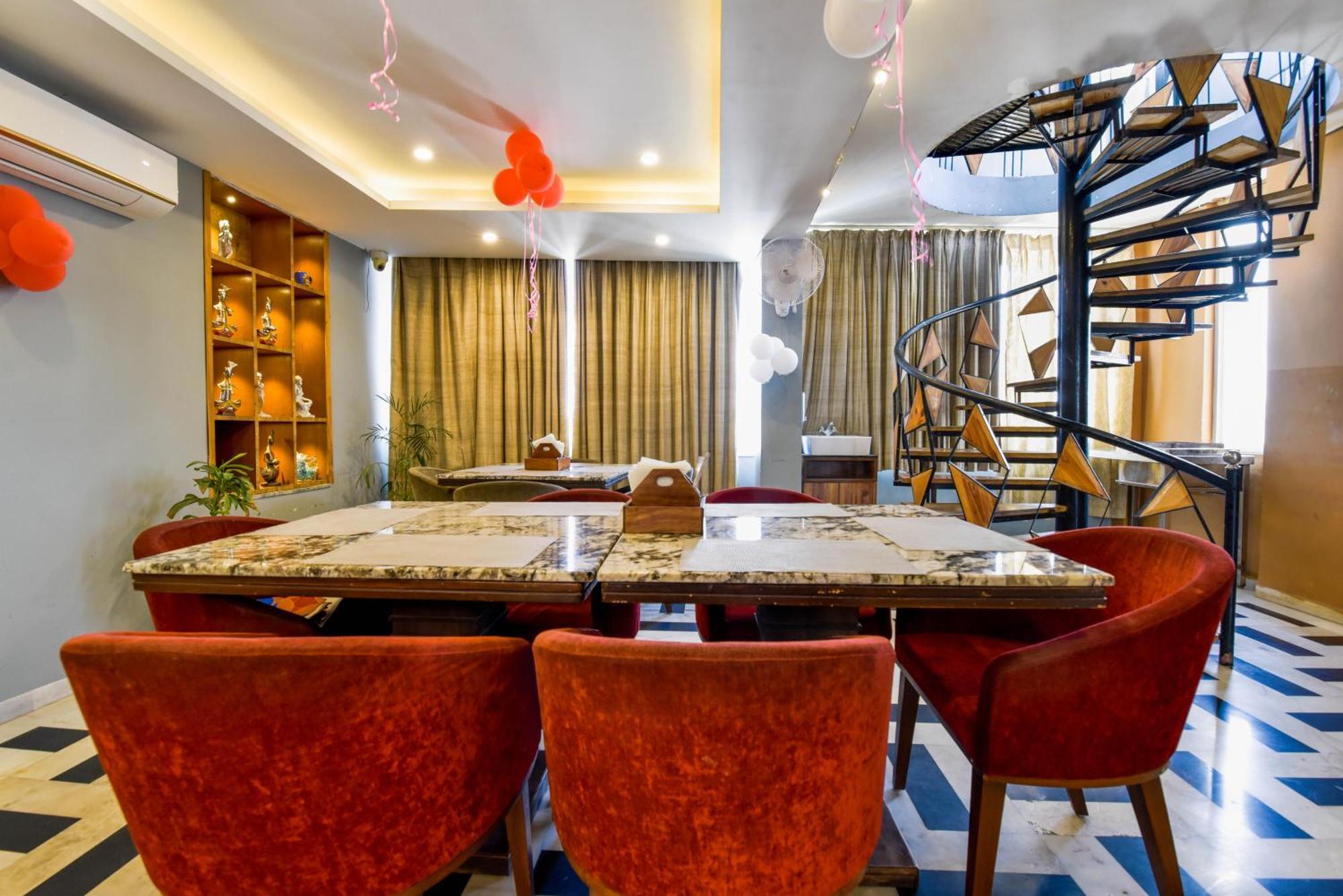 Naivara Boutique 3*