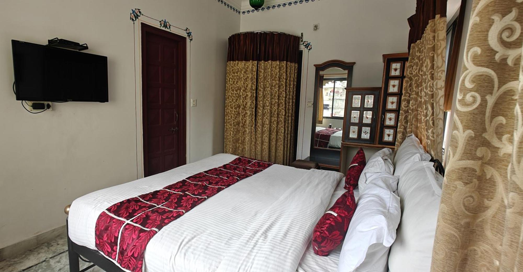 Baba Palace - A Heritage Hotel, Hotel
