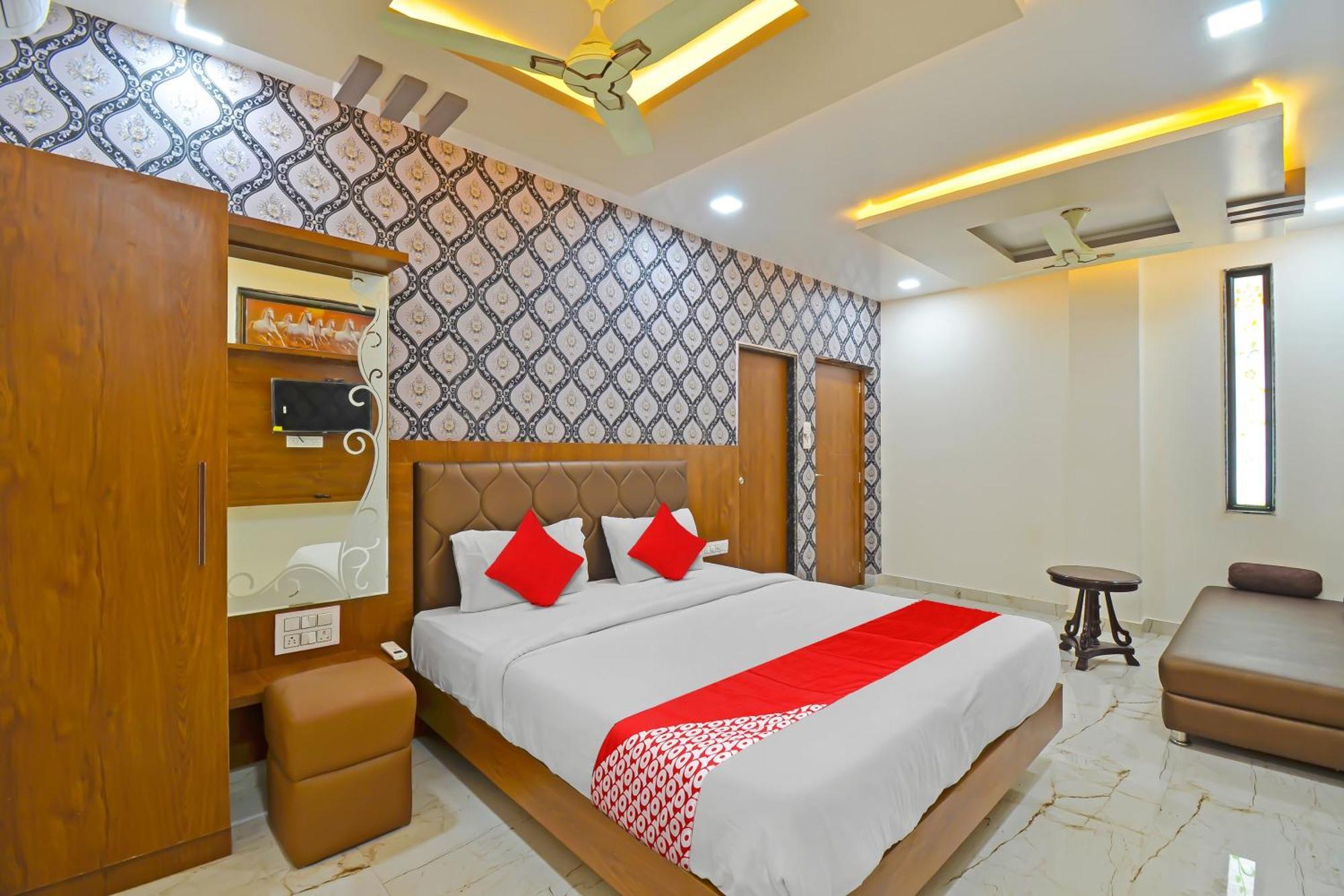 O Akriti Udaipur