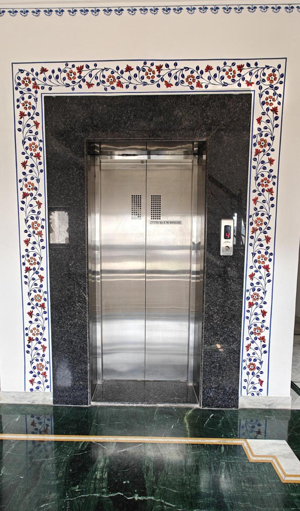 Baba Palace - A Heritage Hotel, Hotel