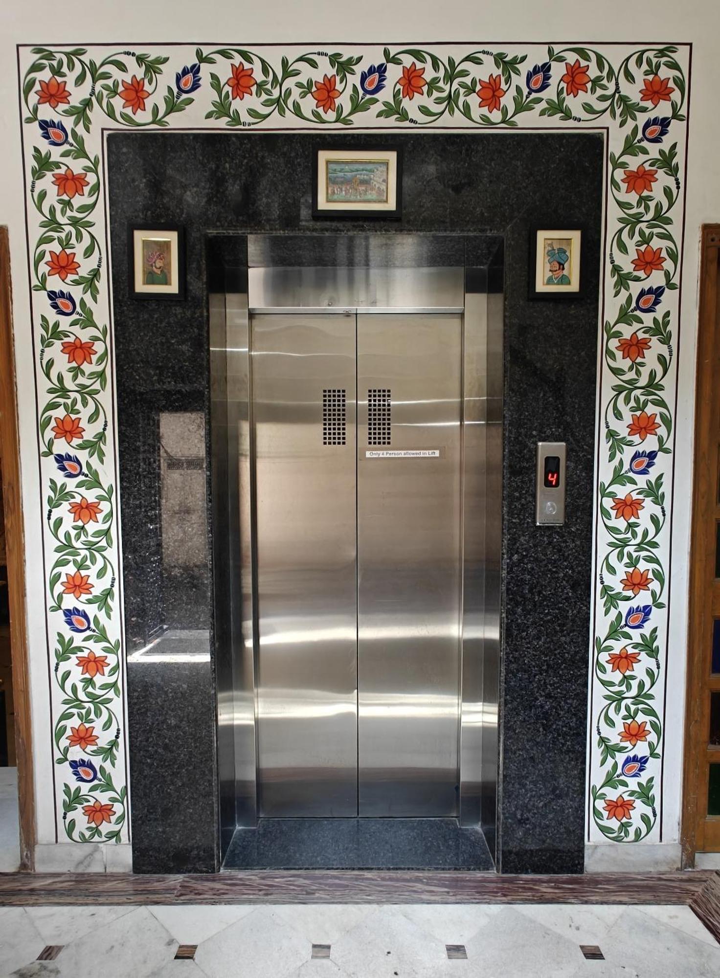 Hotel Baba Palace - A Heritage Hotel, 3*