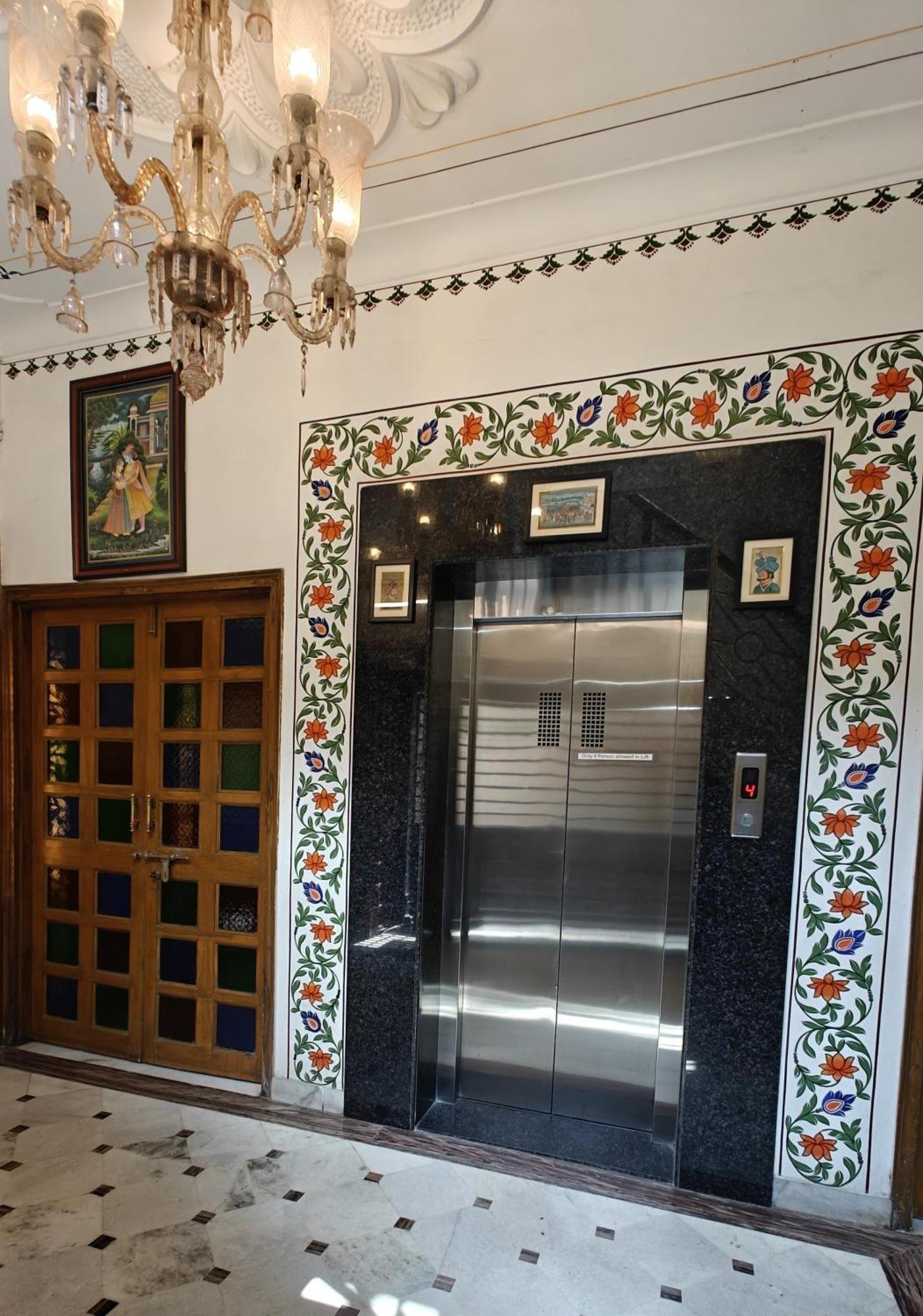 Baba Palace - A Heritage Hotel, Hotel Udaipur