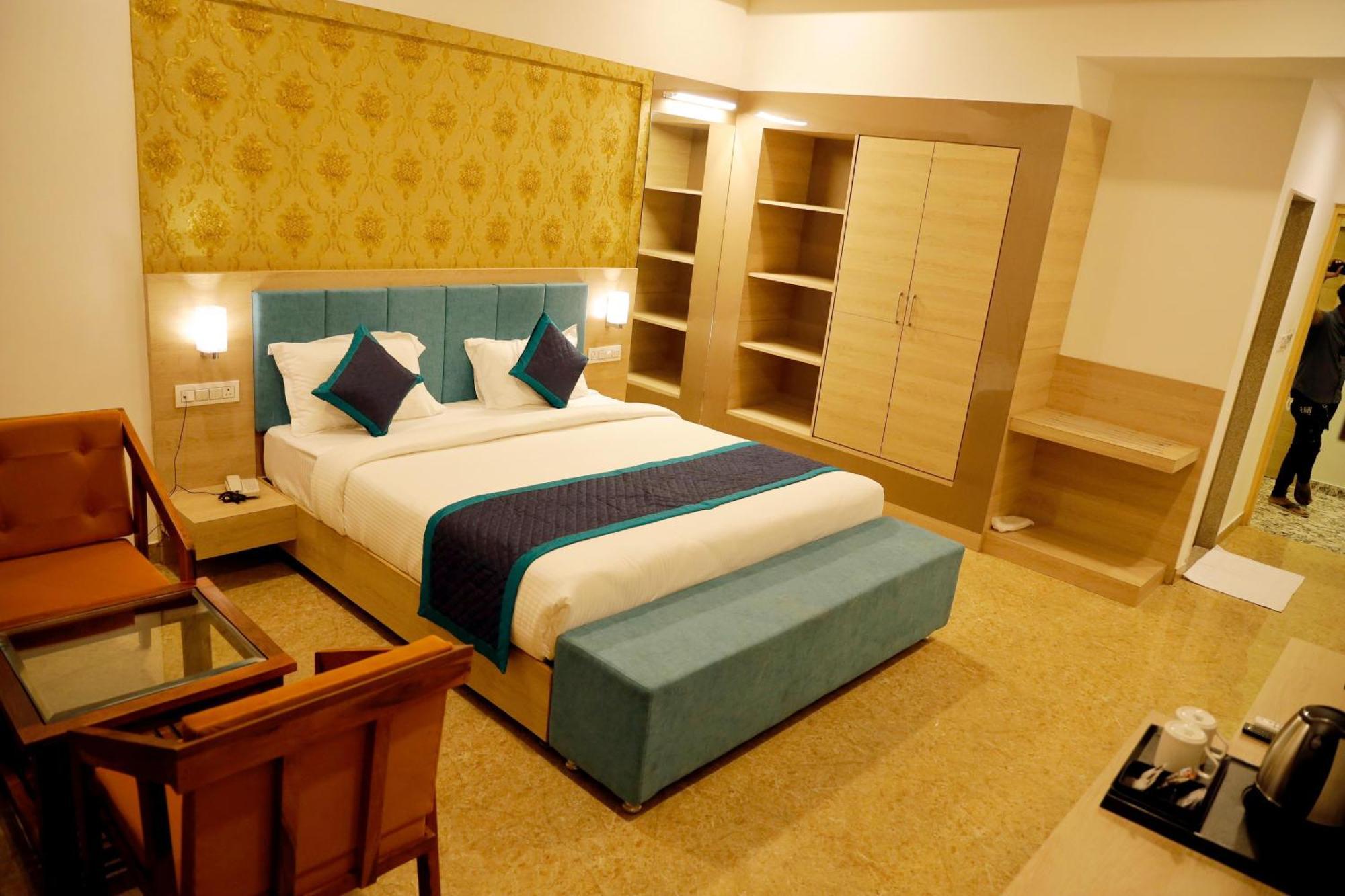 Hotel The Urban Dream 3*