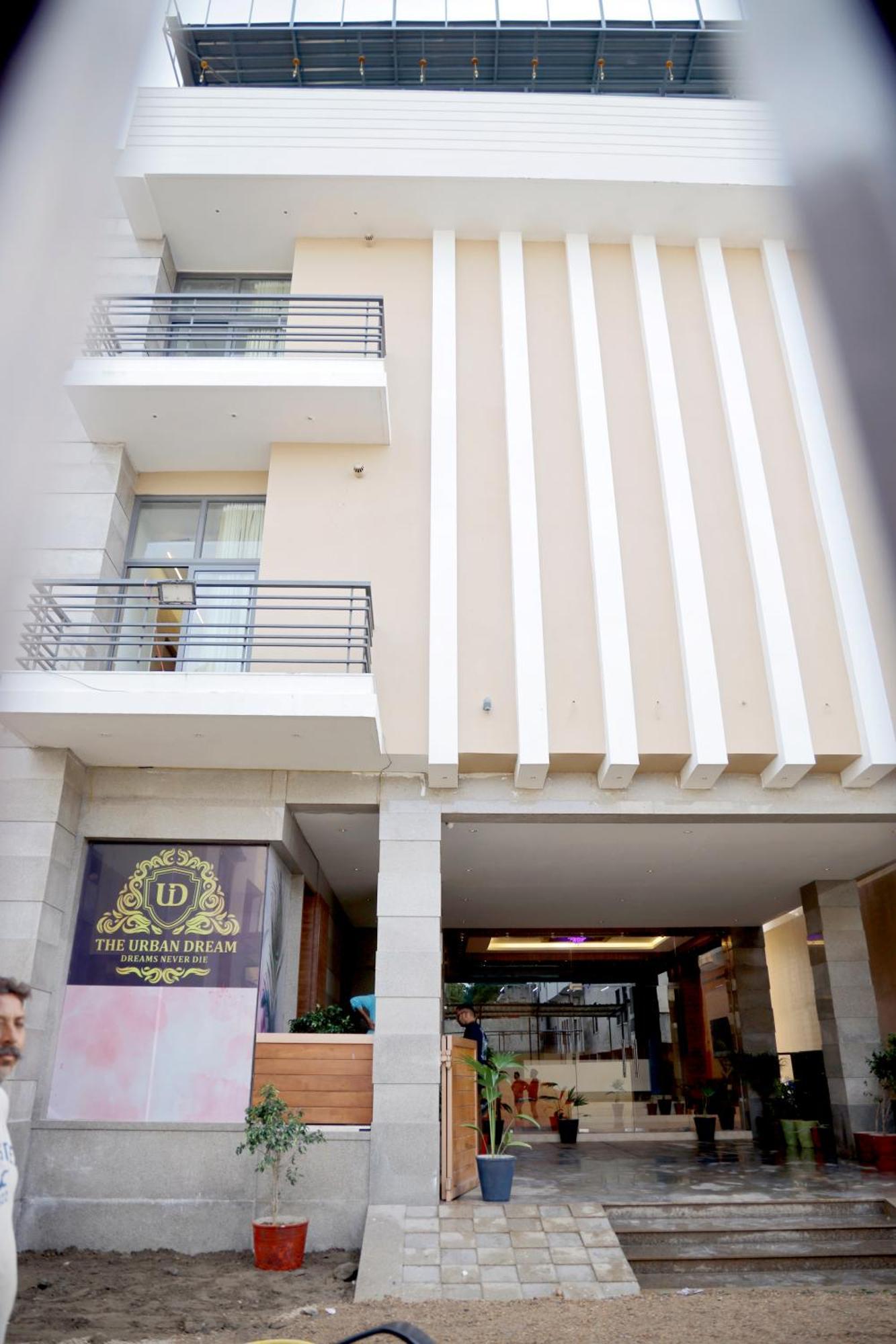 The Urban Dream Hotel 3*