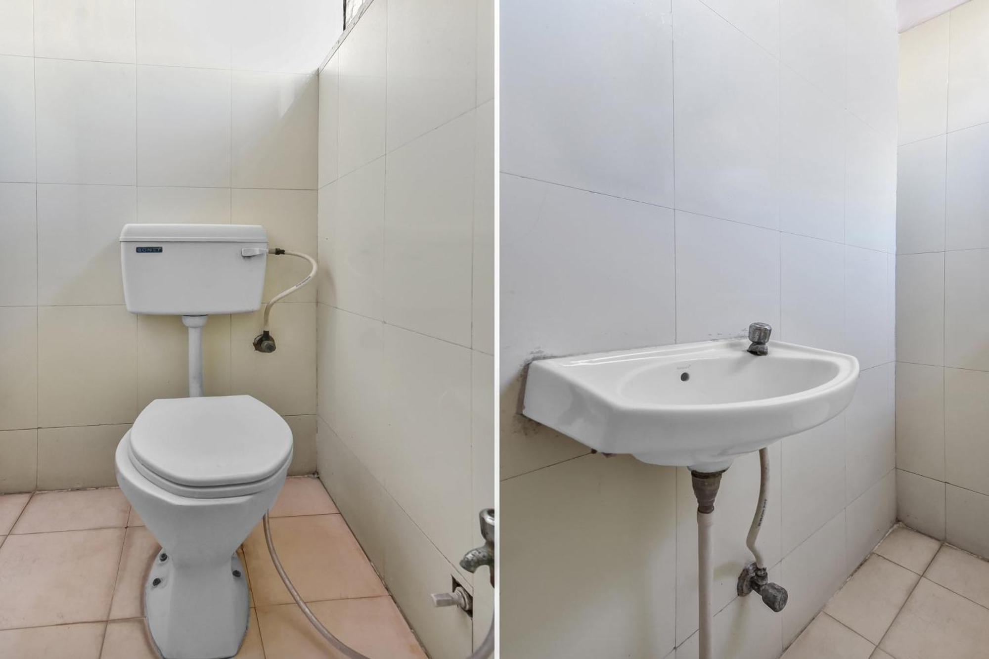 Spot On Unique Residency Hotel 3*