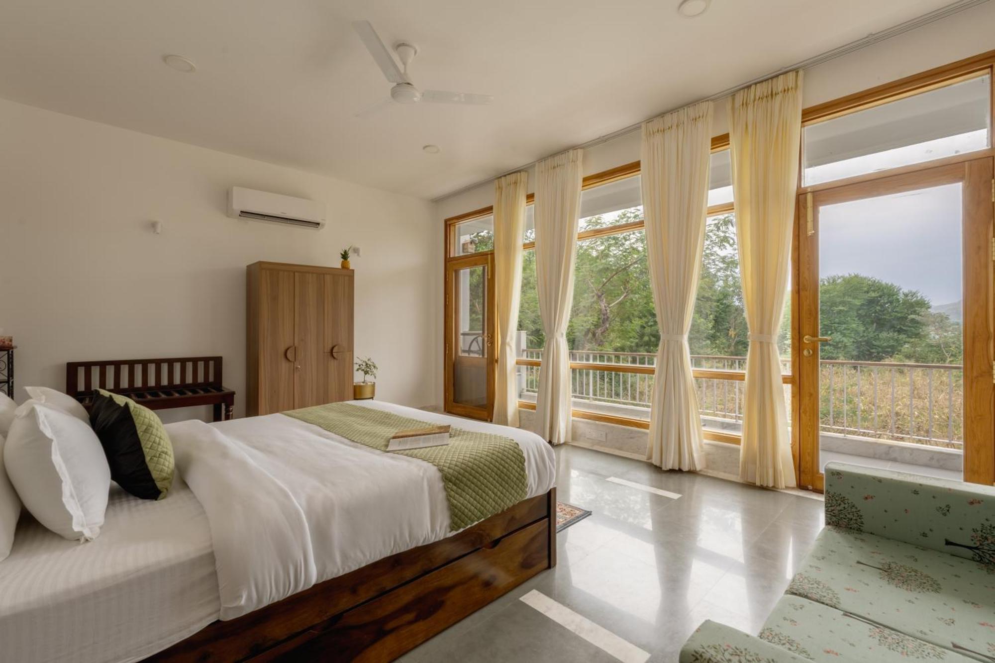 Saffronstays Bougain - 2 Bedroom Pool With View Villa *