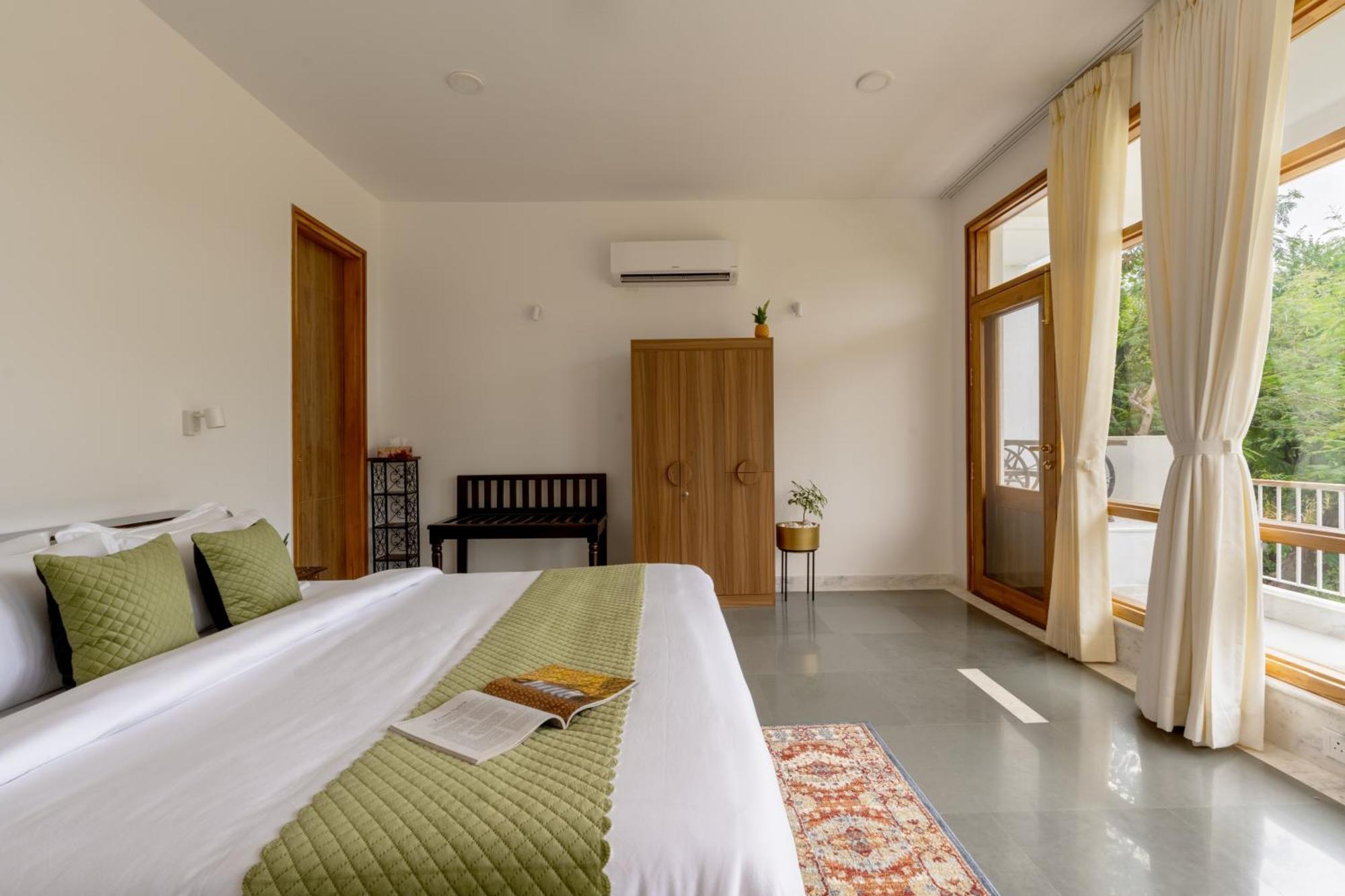 Saffronstays Bougain - 2 Bedroom Pool With View *