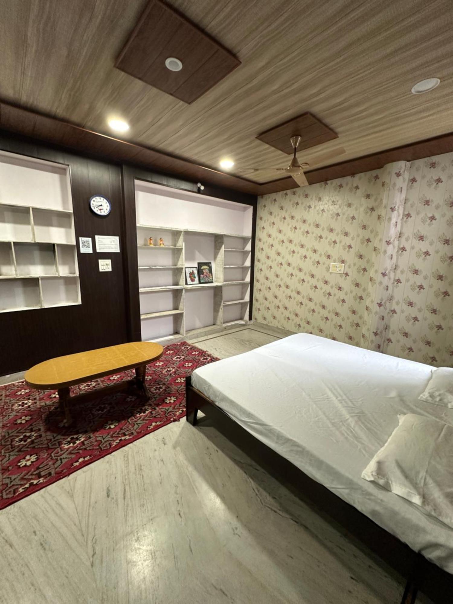 Gunjan Homestay