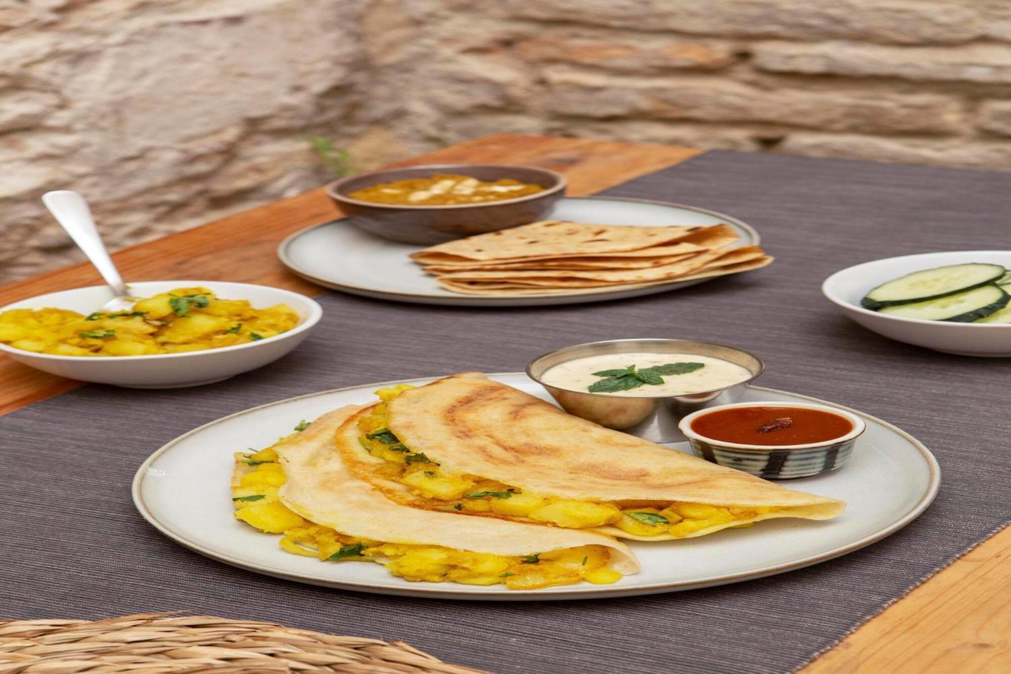 Hotel Fabhotel Maanvad Garh Udaipur