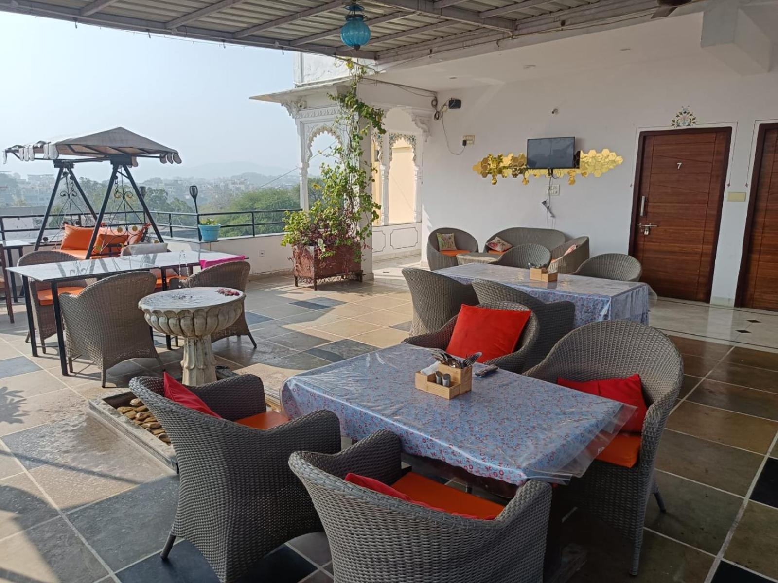 Homestay Shiv *