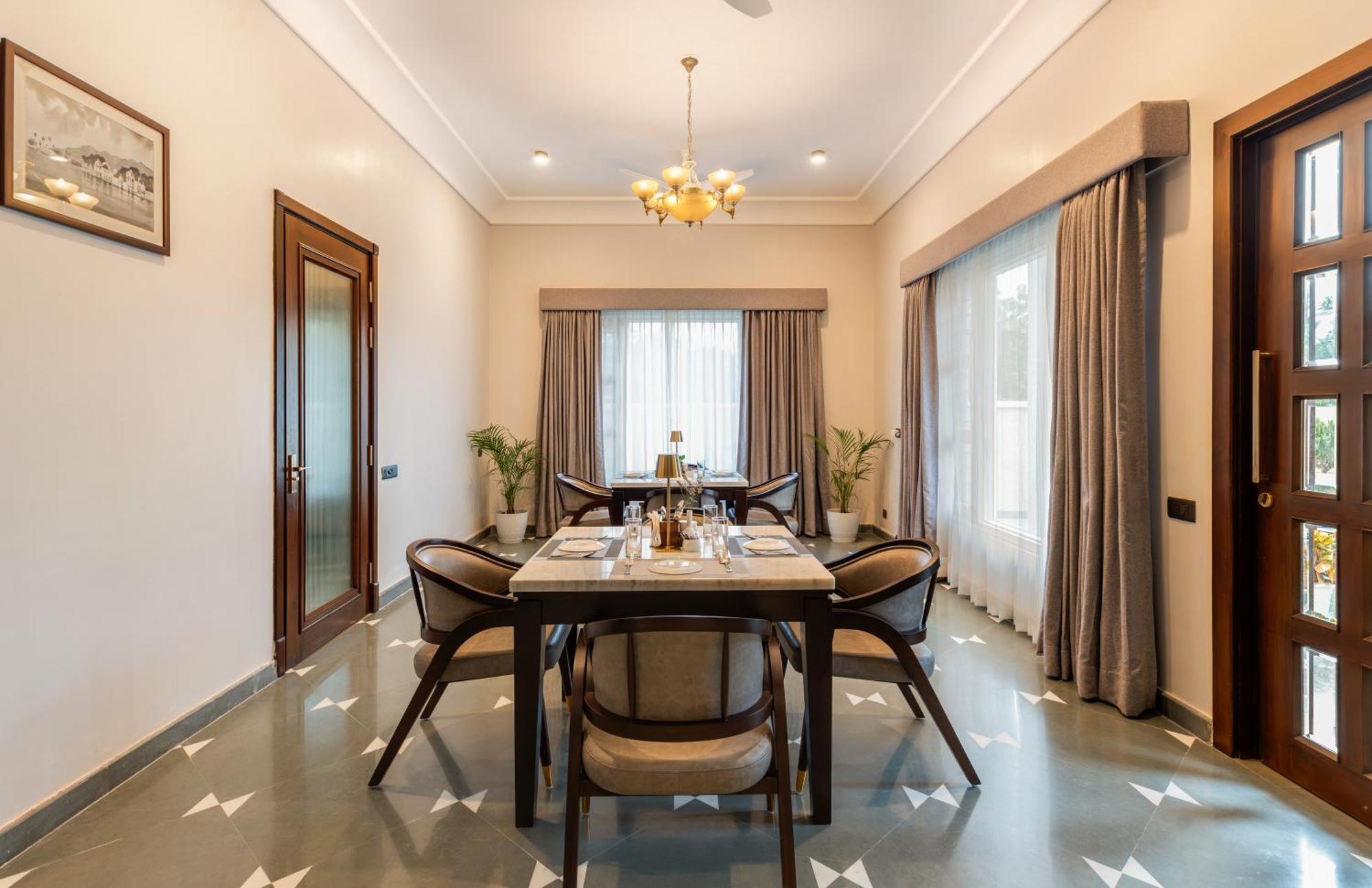 Hotel The Hills Collective By Downtown- A Luxury Private Pool Udaipur