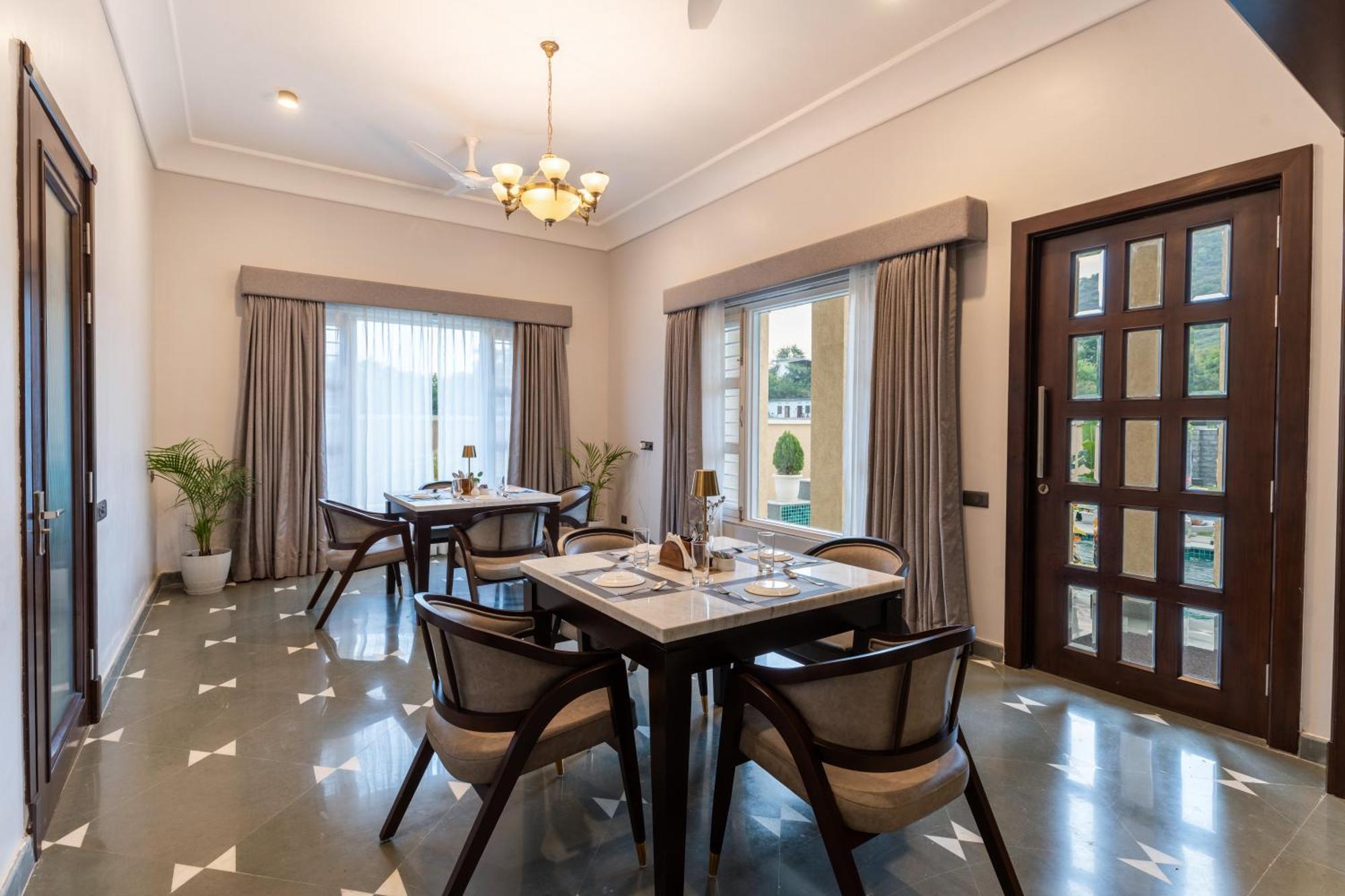 The Hills Collective By Downtown- A Luxury Private Pool 4* Udaipur