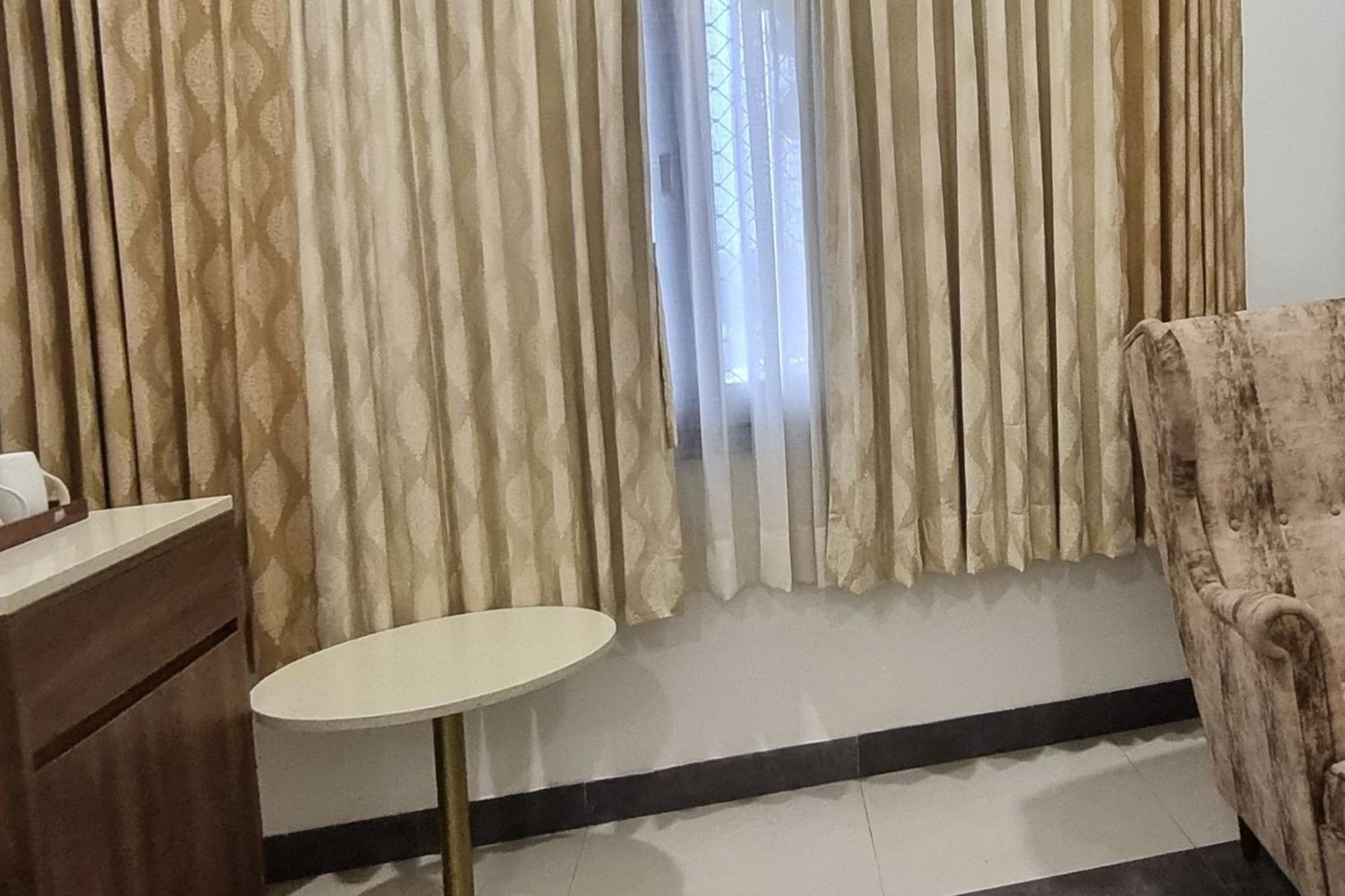 Labh Garh Palace & Hotel