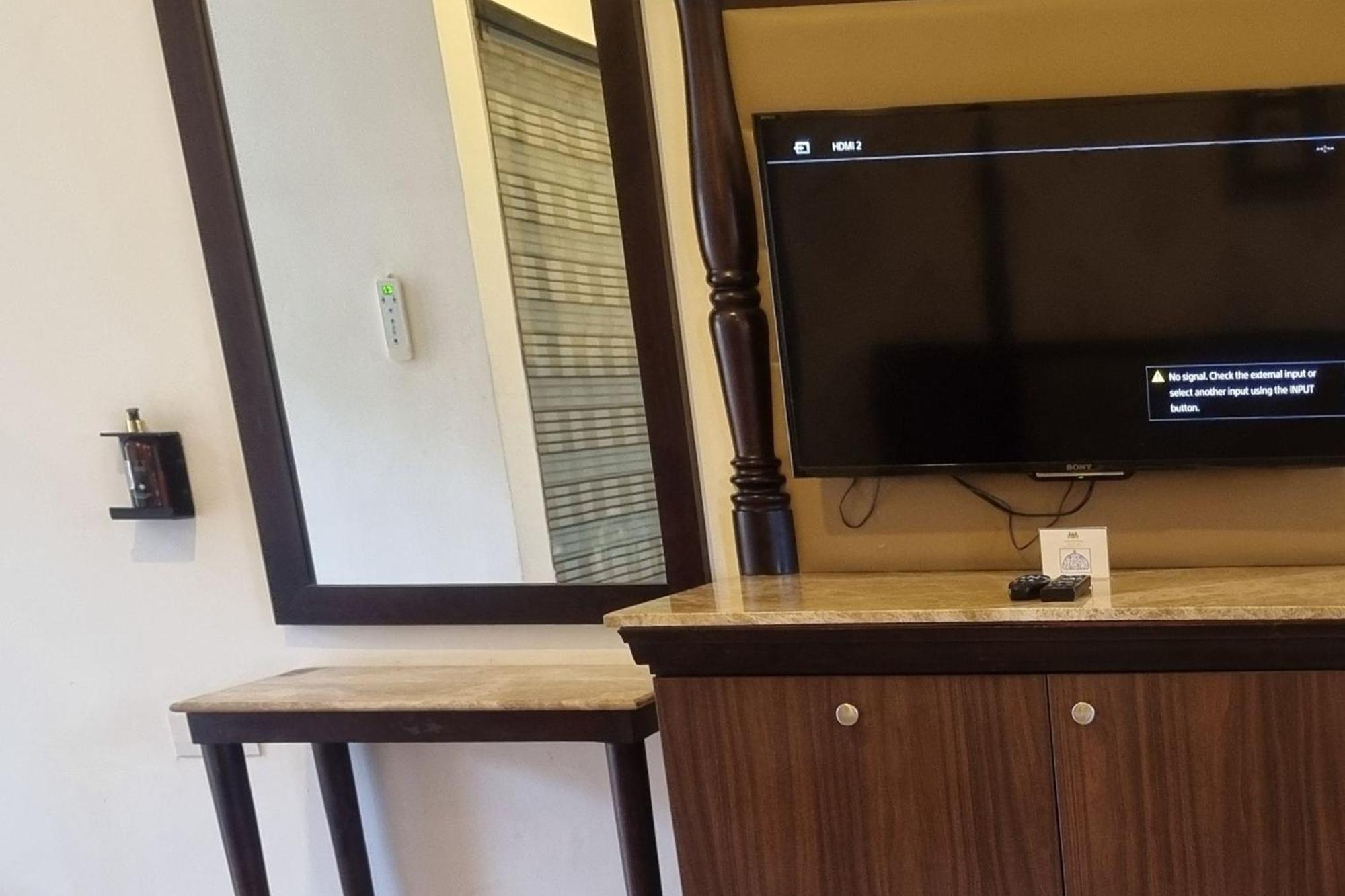 Hotel Labh Garh Palace &