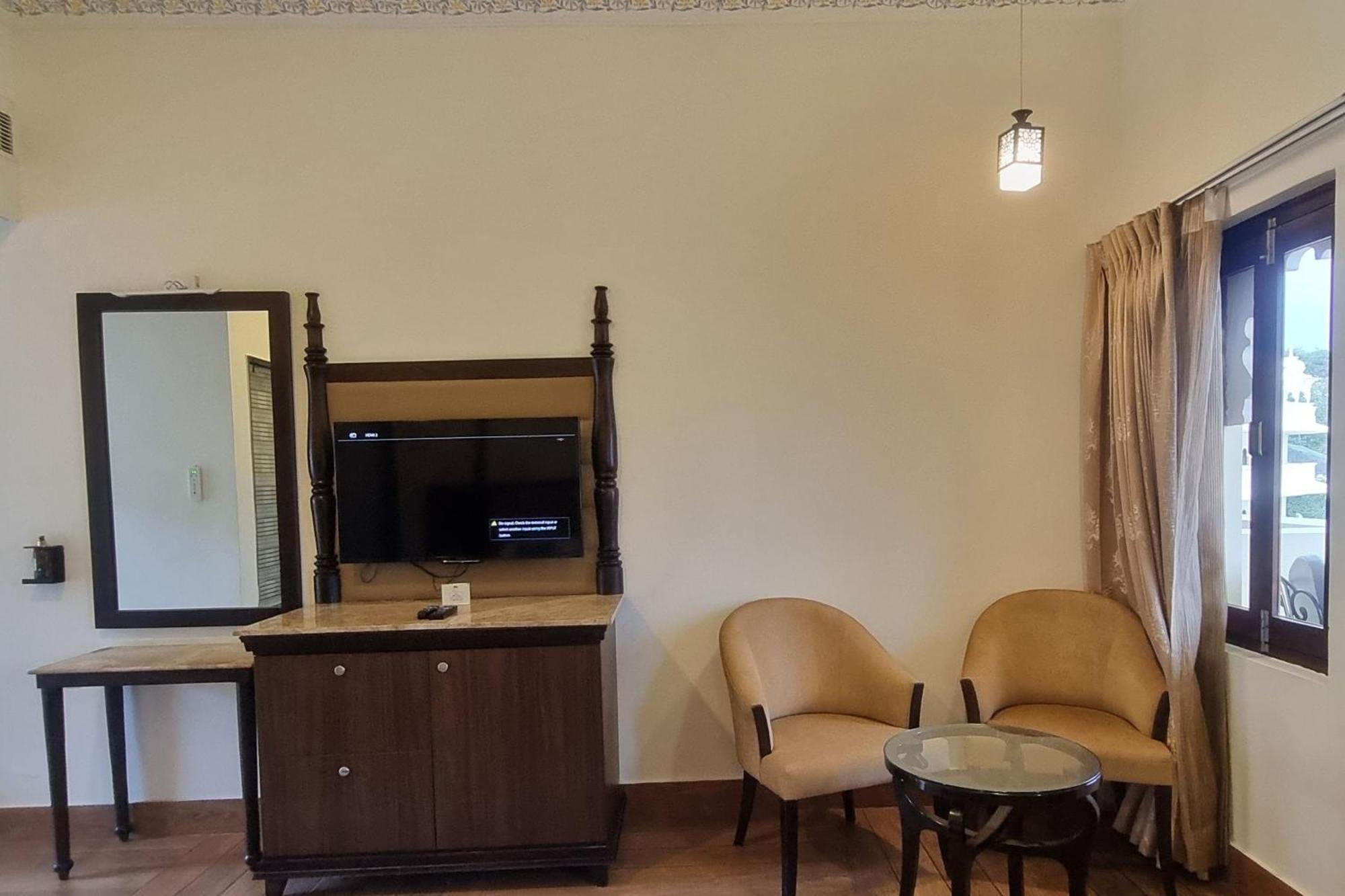 Hotel Labh Garh Palace & 5*