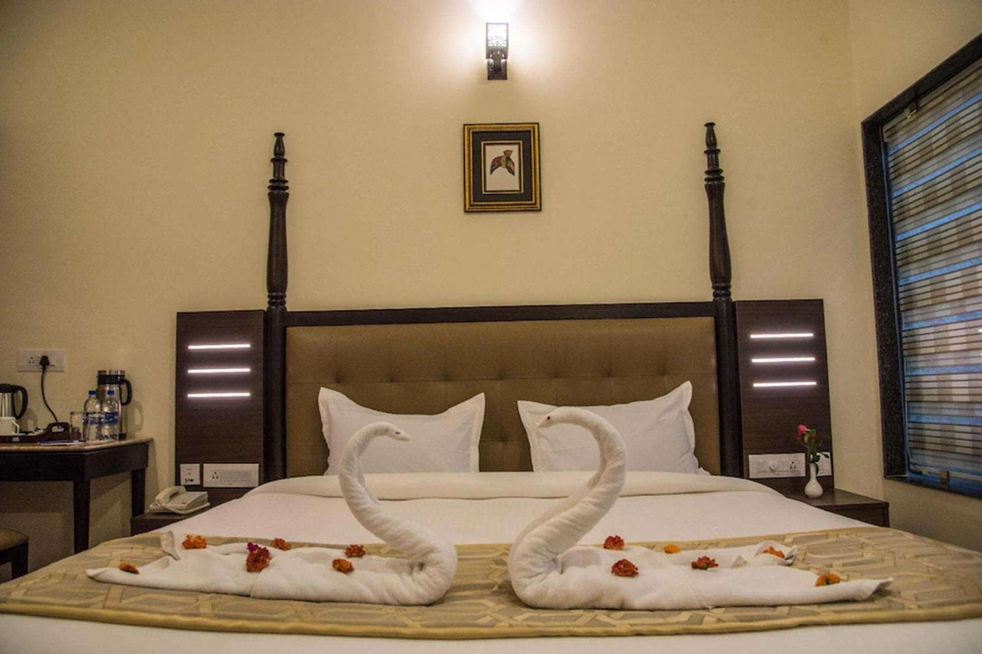 Labh Garh Palace & Udaipur