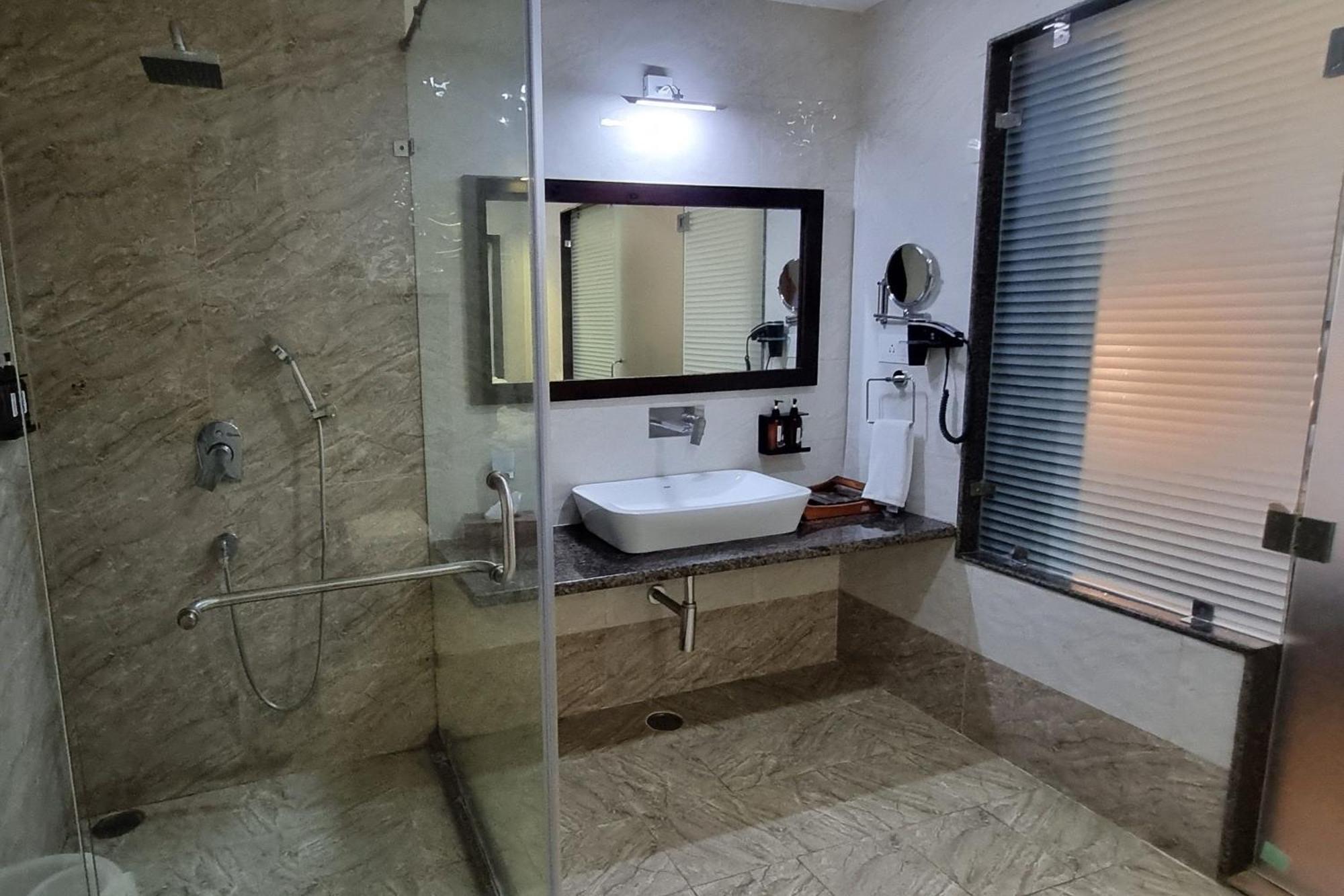 Labh Garh Palace & Hotel 5*