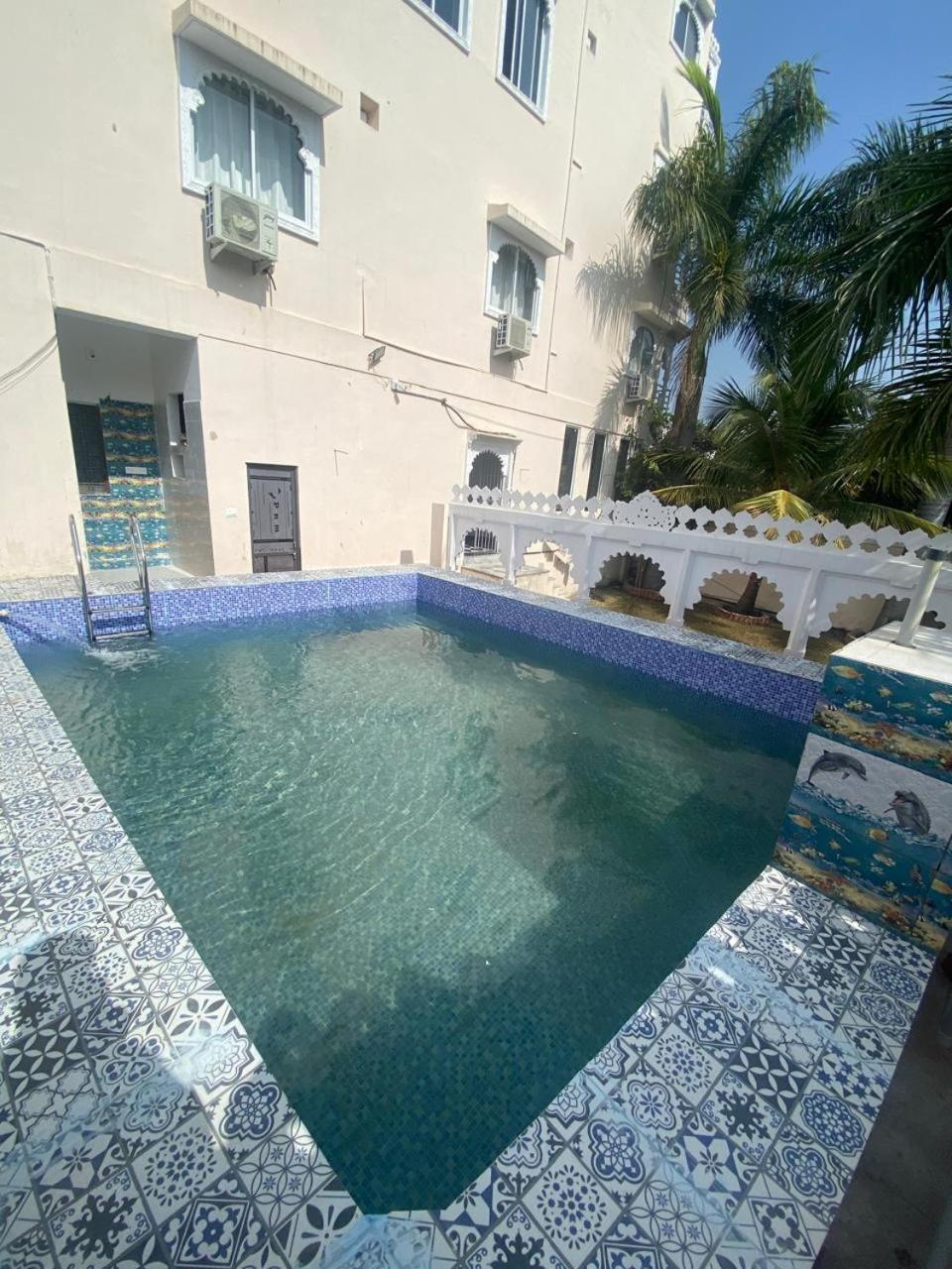Hotel Anantam 3*