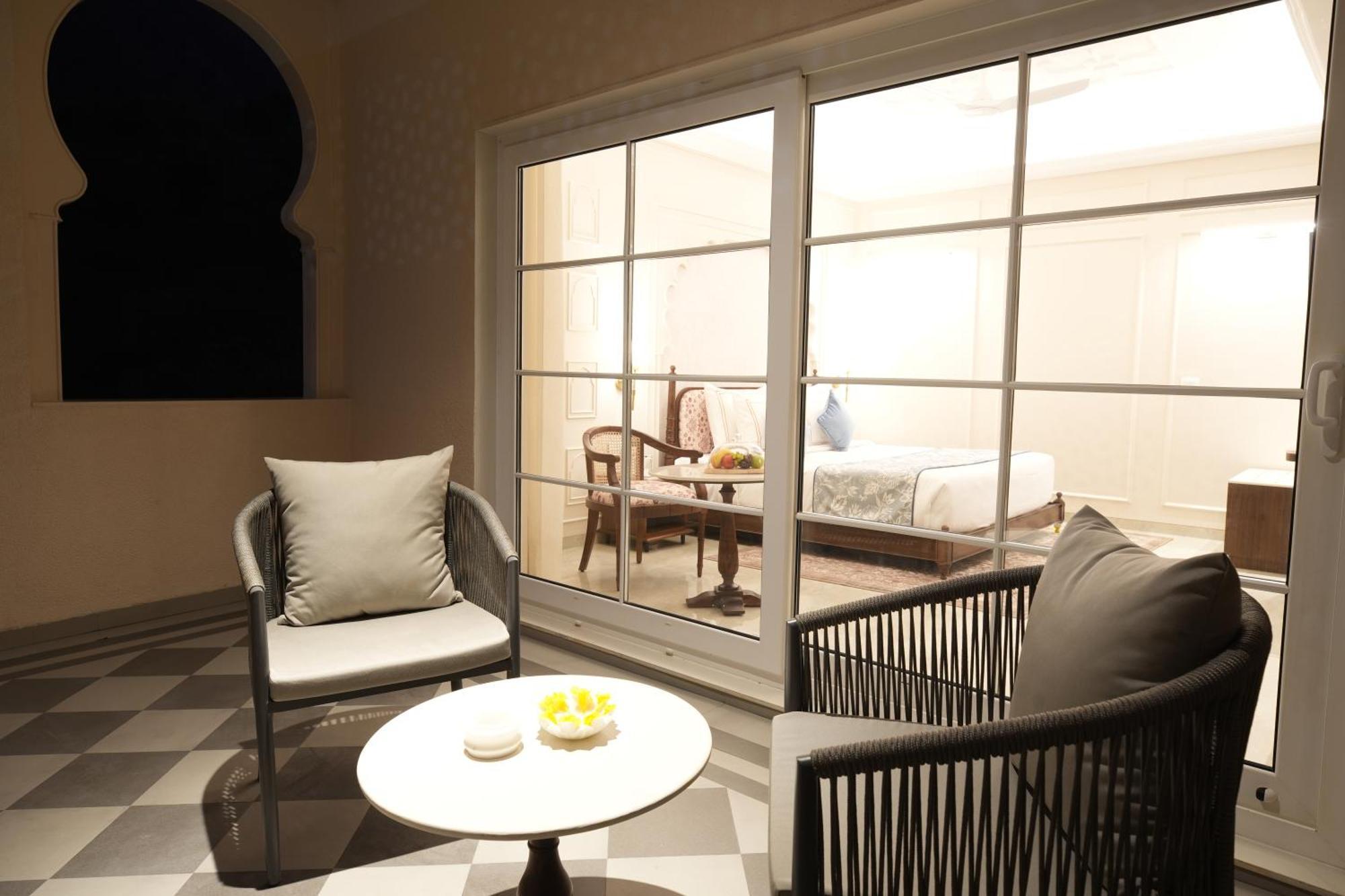 Hotel Sayaji &