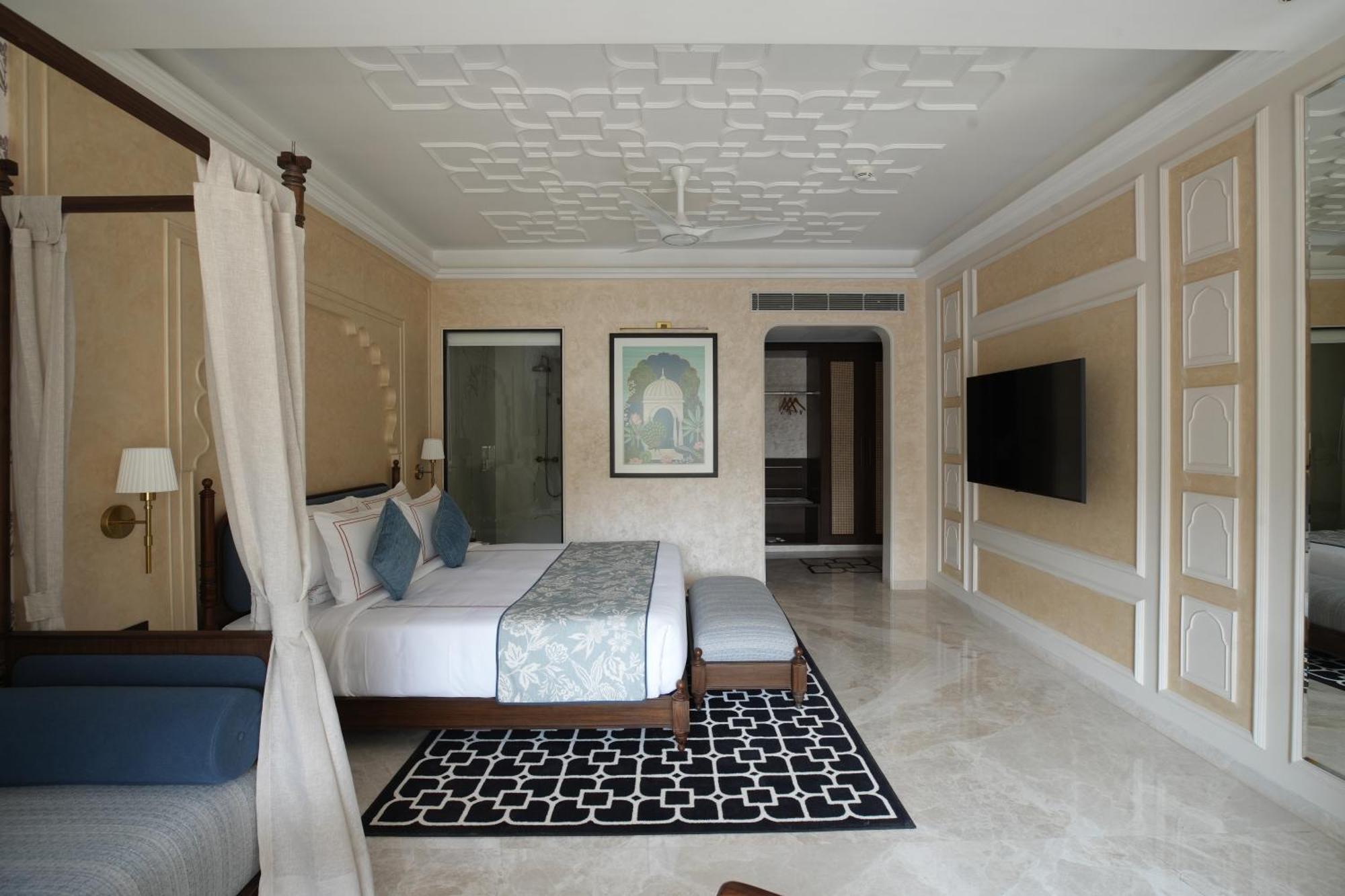 Sayaji & Hotel 5*