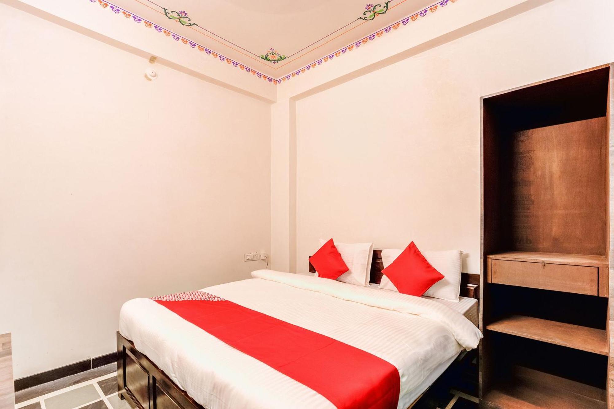 Hotel O Achrol Haveli Sukher Udaipur