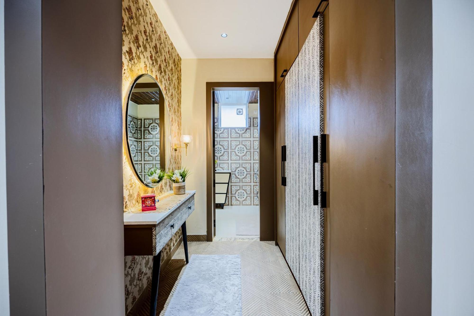 Elivaas Heaven In Hills Mountara 3 Bhk With Lounge & Pvt Pool *