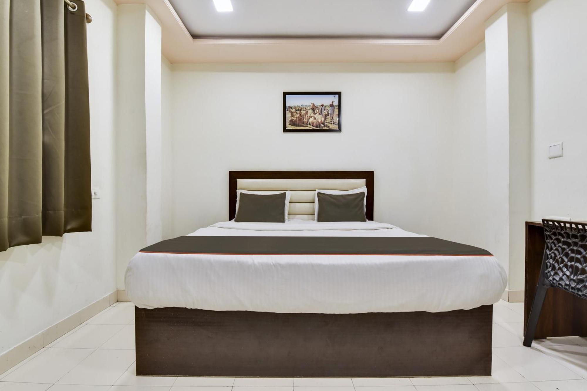 Super O Ratnam Palace Hotel Udaipur