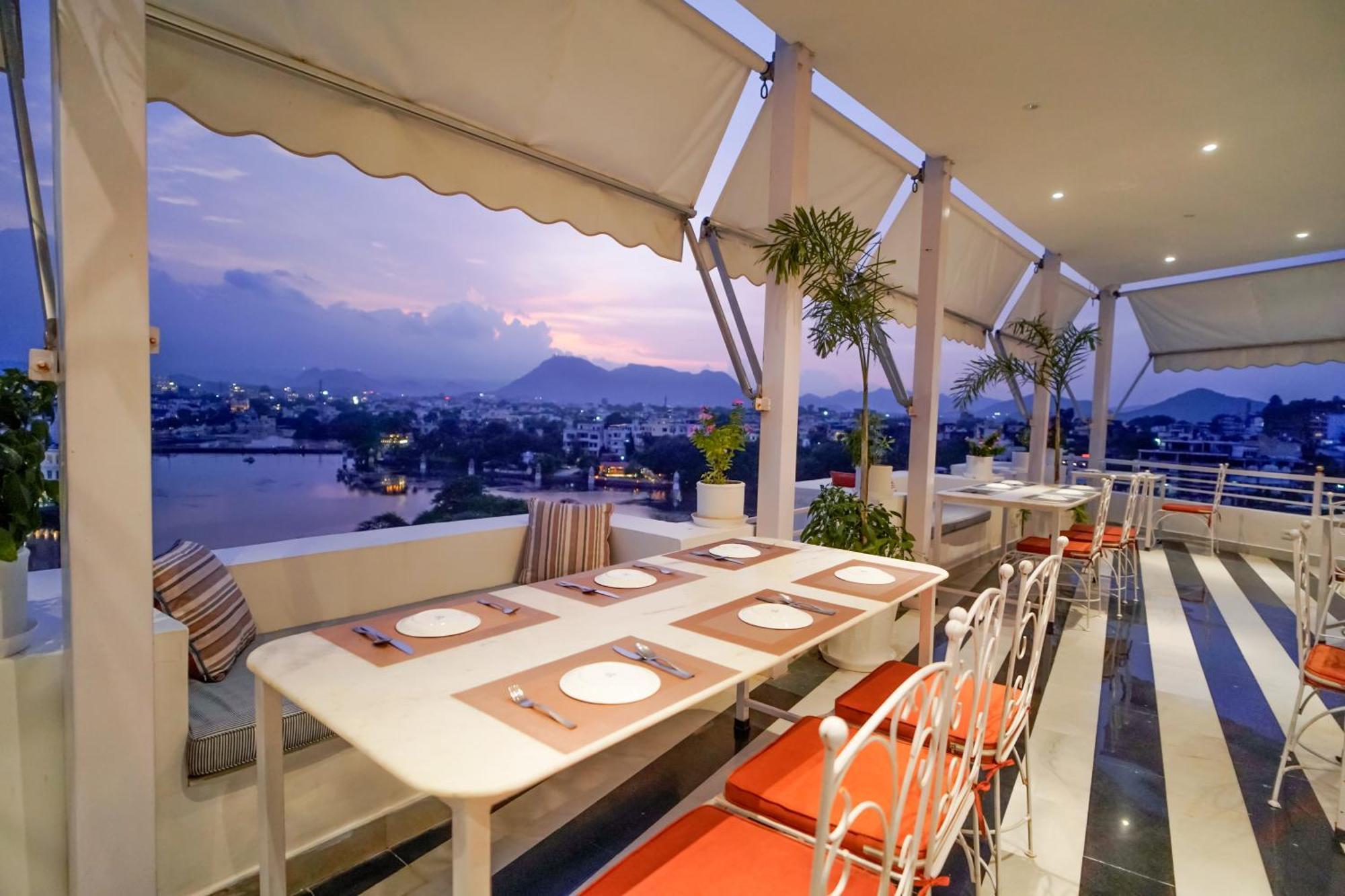Grandrosse Boutique - Pichola Facing Hotel Udaipur