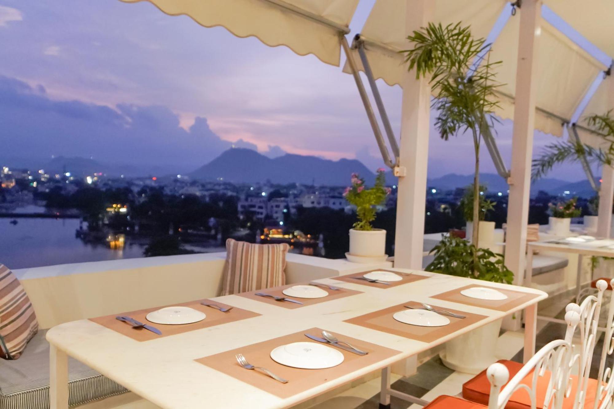 Grandrosse Boutique - Pichola Facing Hotel Udaipur