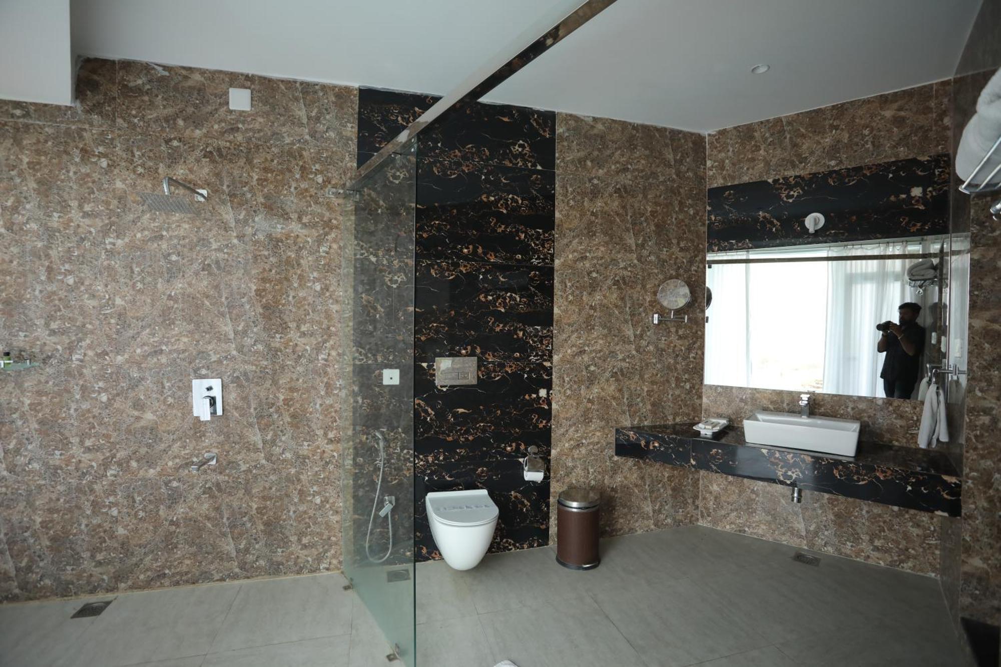 Resort Swarnagarh Nature Retreat & Udaipur
