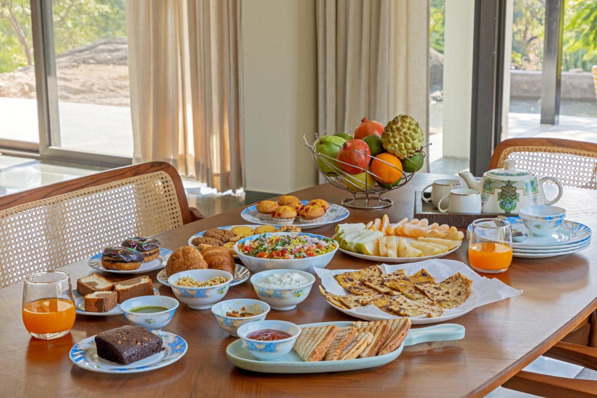 Saffronstays Camelot By The - 3 Bedroom With View, Games Area And Access Villa *