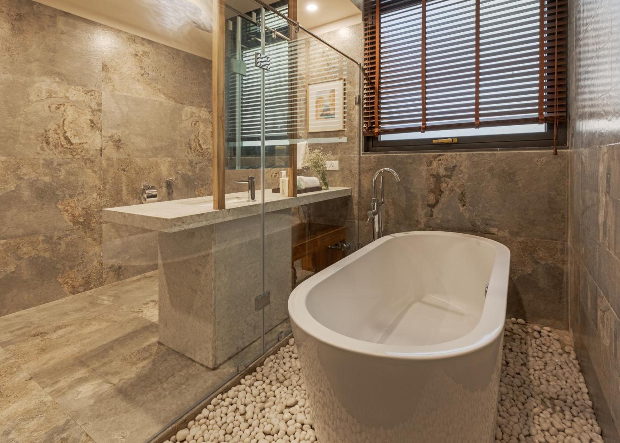 Saffronstays Camelot By The - 3 Bedroom With View, Games Area And Access Villa *