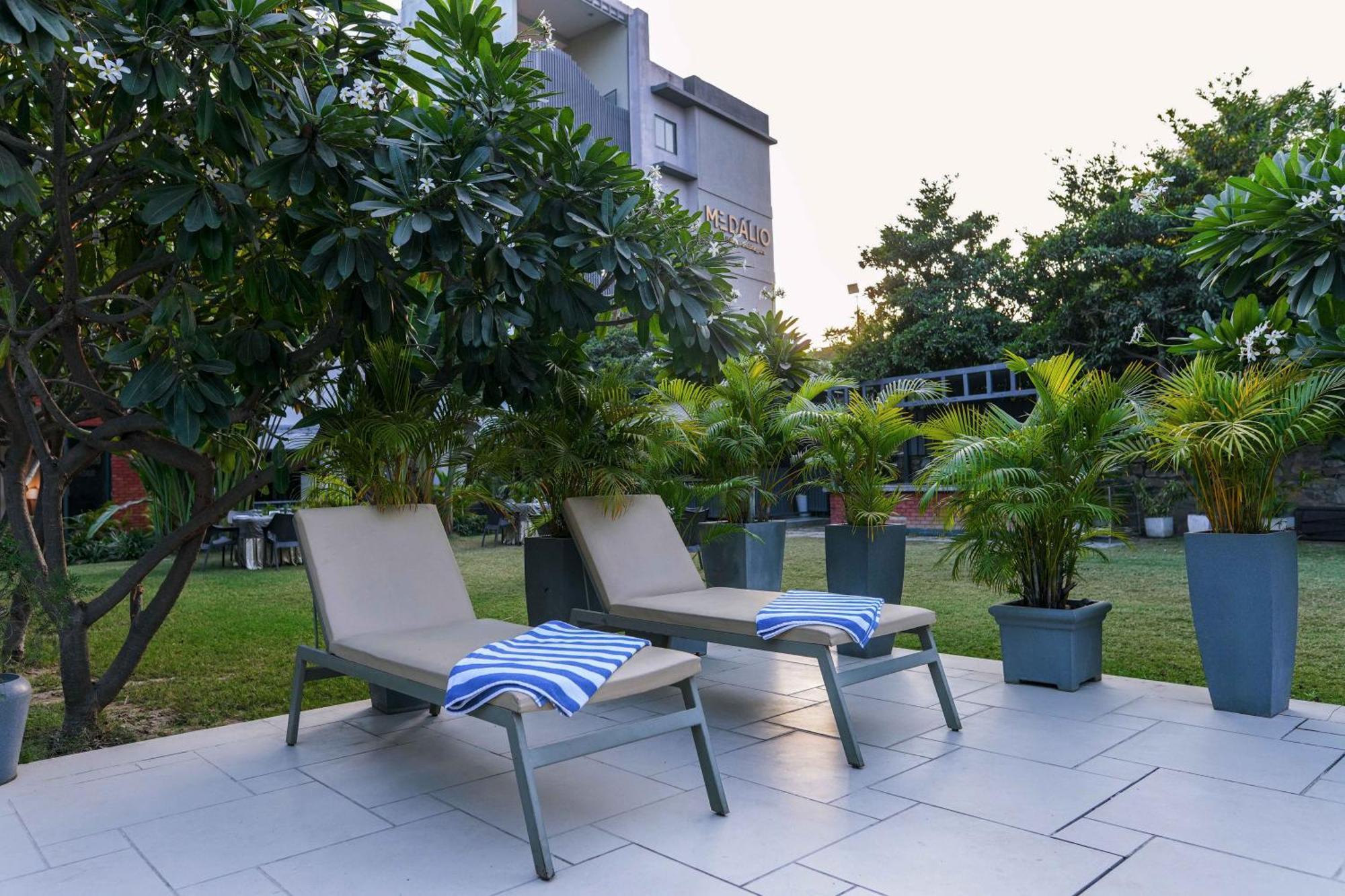 Medalio Shobhagpura Resort