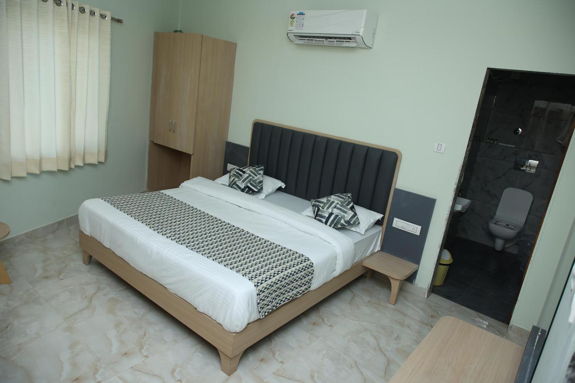 Rangoli Shree Khodiyar Kathiyawadi Dhaba Hotel 5*