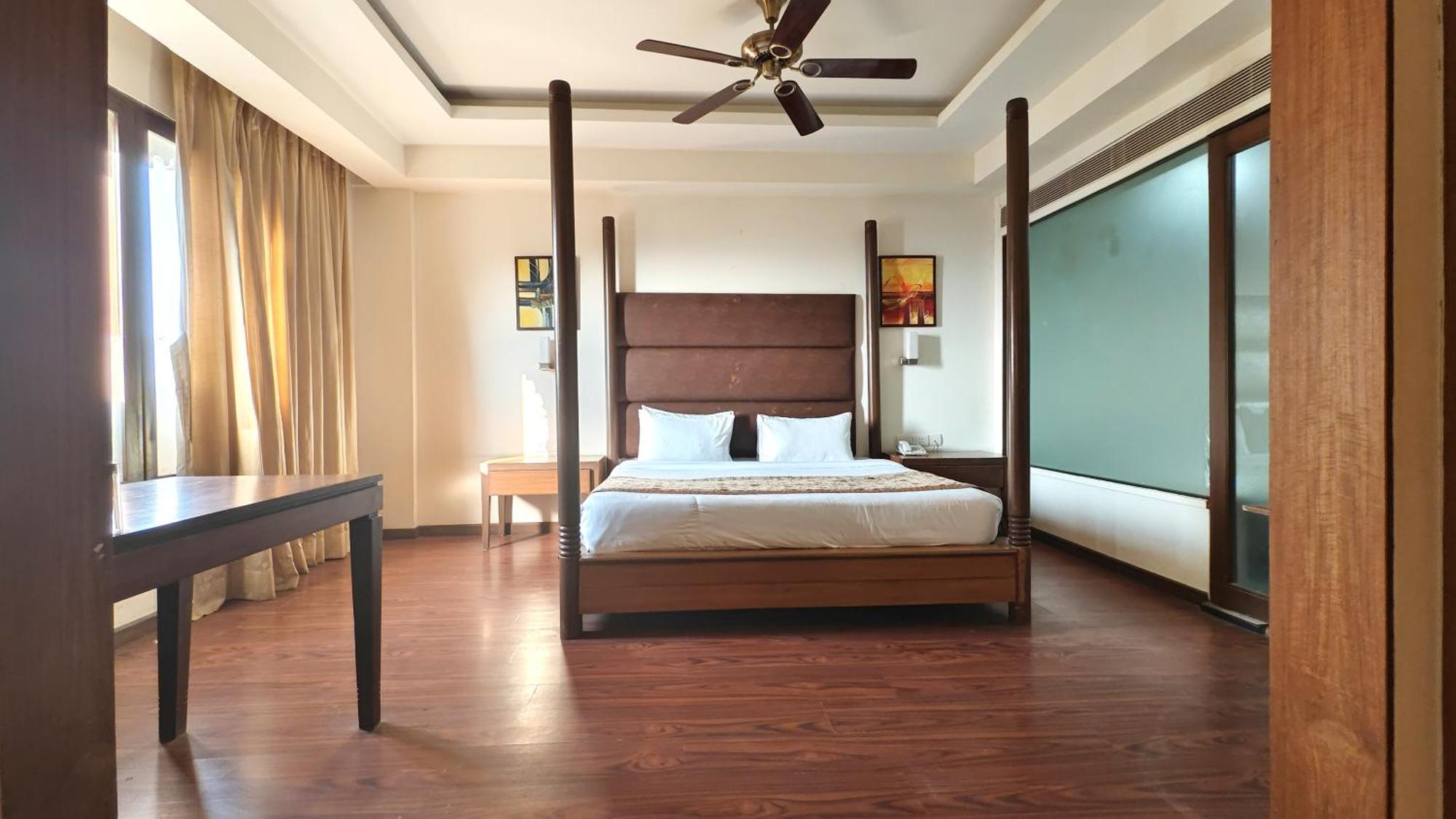 The Sky Imperial, Hotel 4*