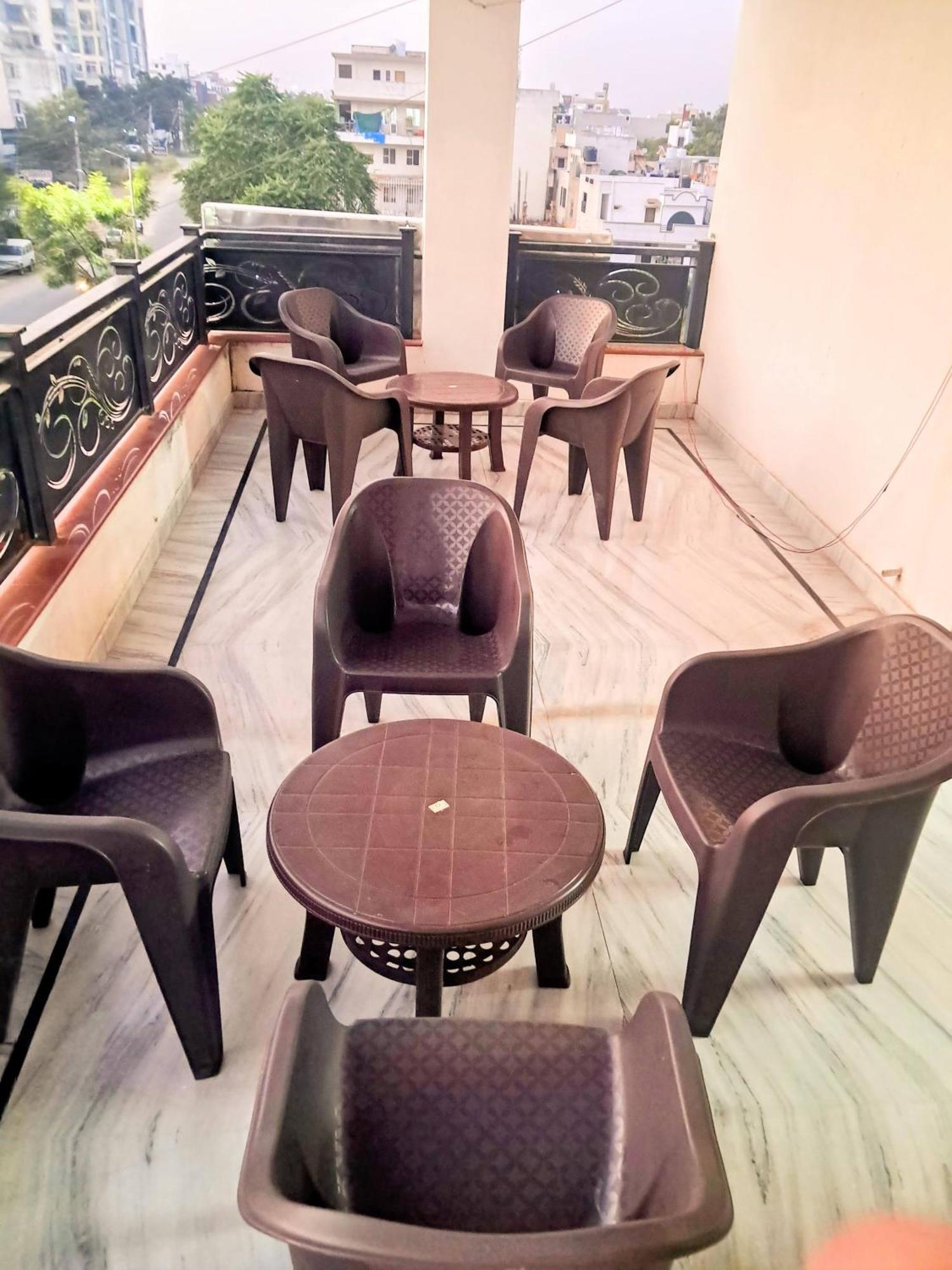 Aromo's Homestay