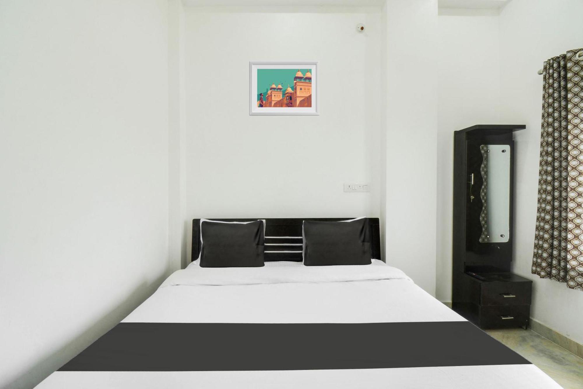 Hotel O Chandra Udaipur
