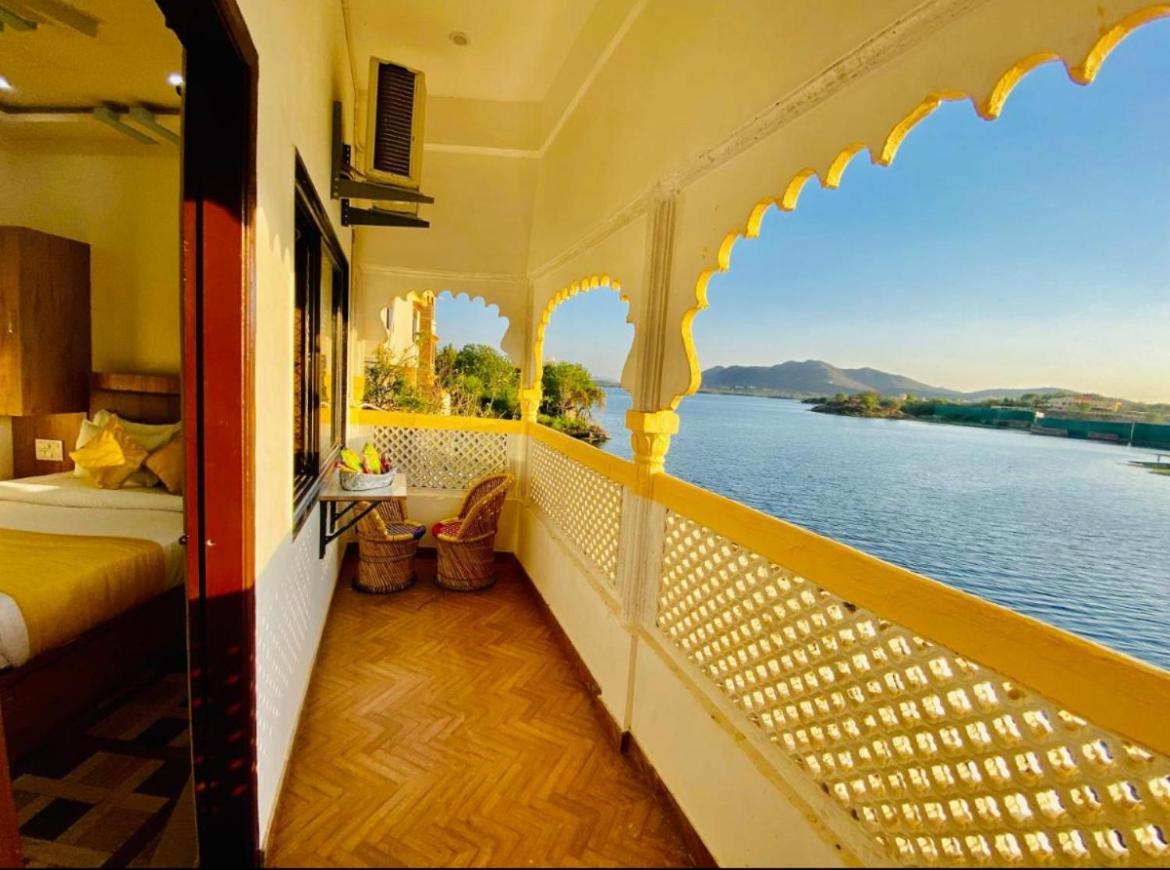 Hotel Vallabhgarh A Facing Balcony Udaipur