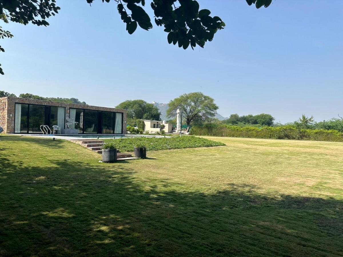 Kesar On The Villa