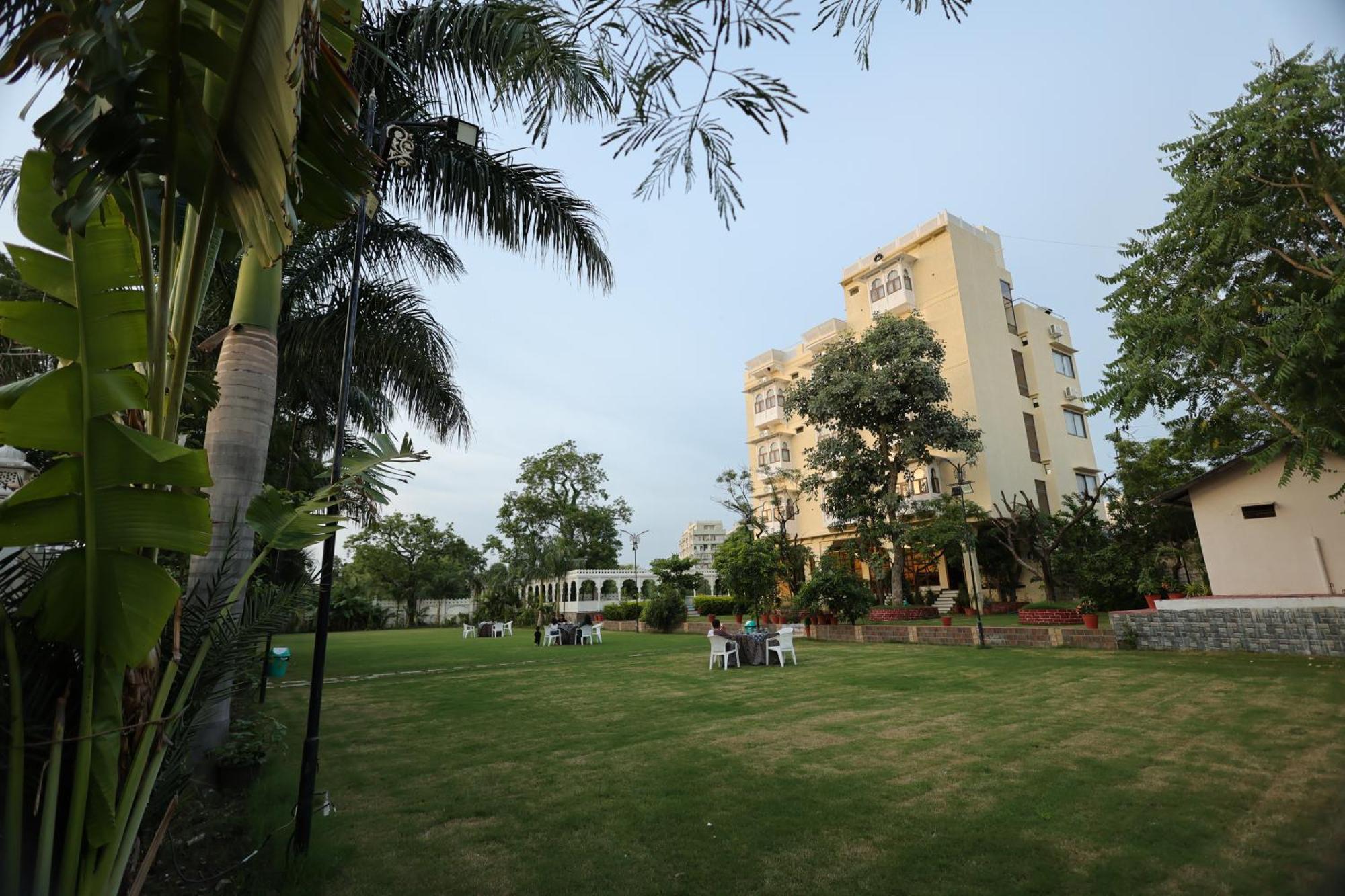 Resort Manas By Rudrakshi *