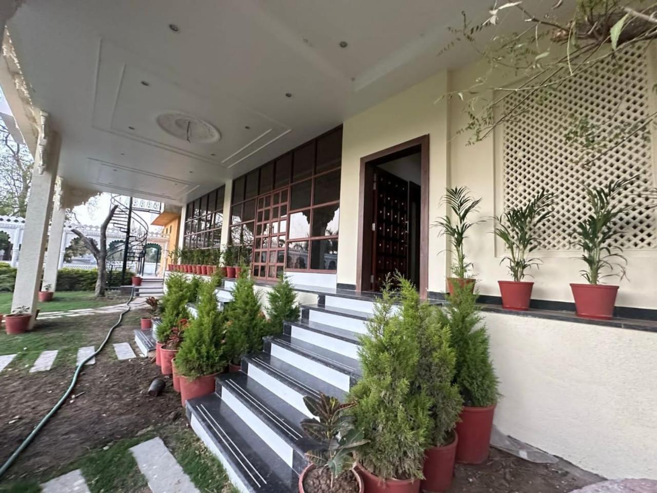 Resort Manas By Rudrakshi *